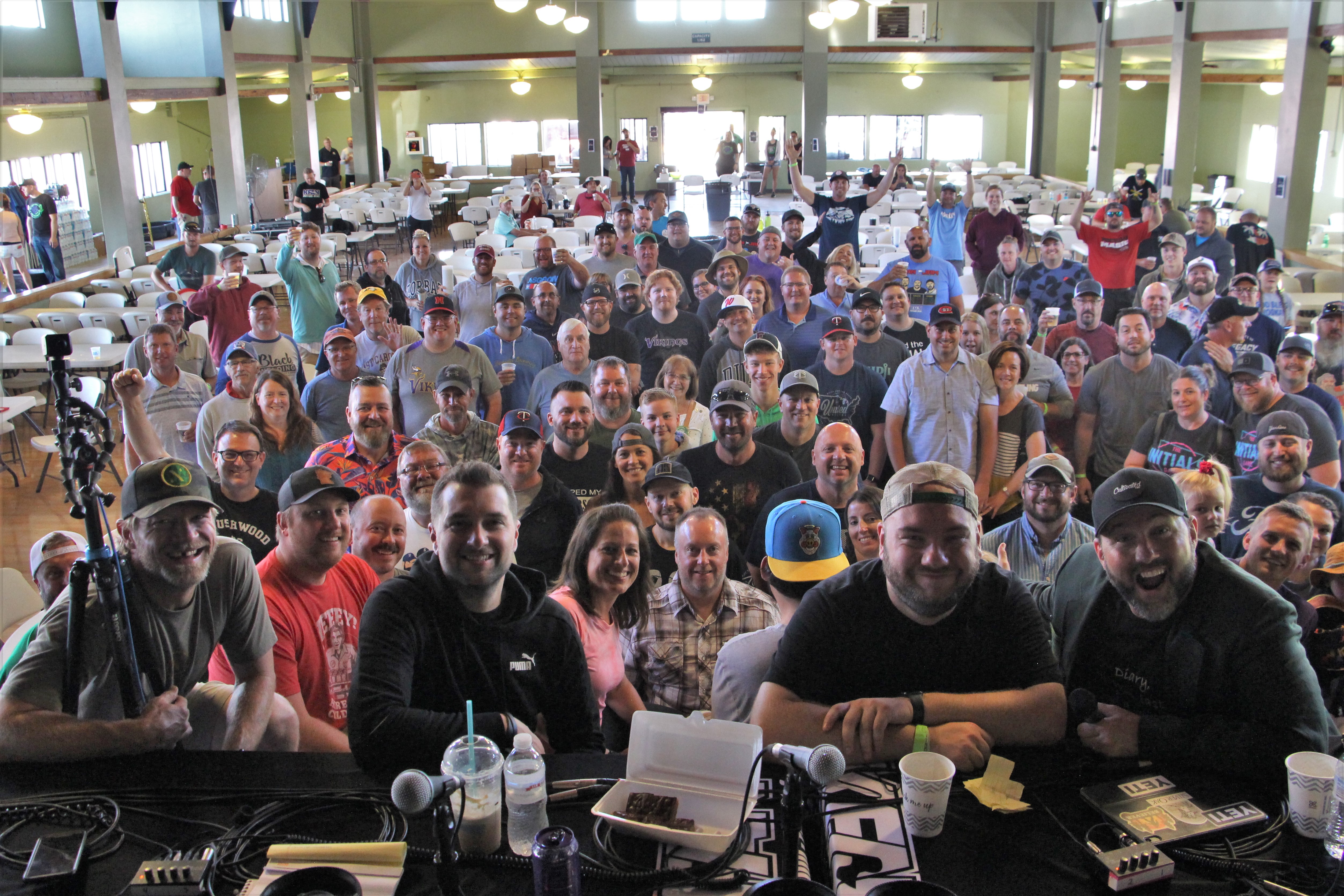Hundreds watch the radio: KFAN Power Trip Morning Show broadcasts Kegs and Eggs event from Detroit Lakes - Vimarsana News