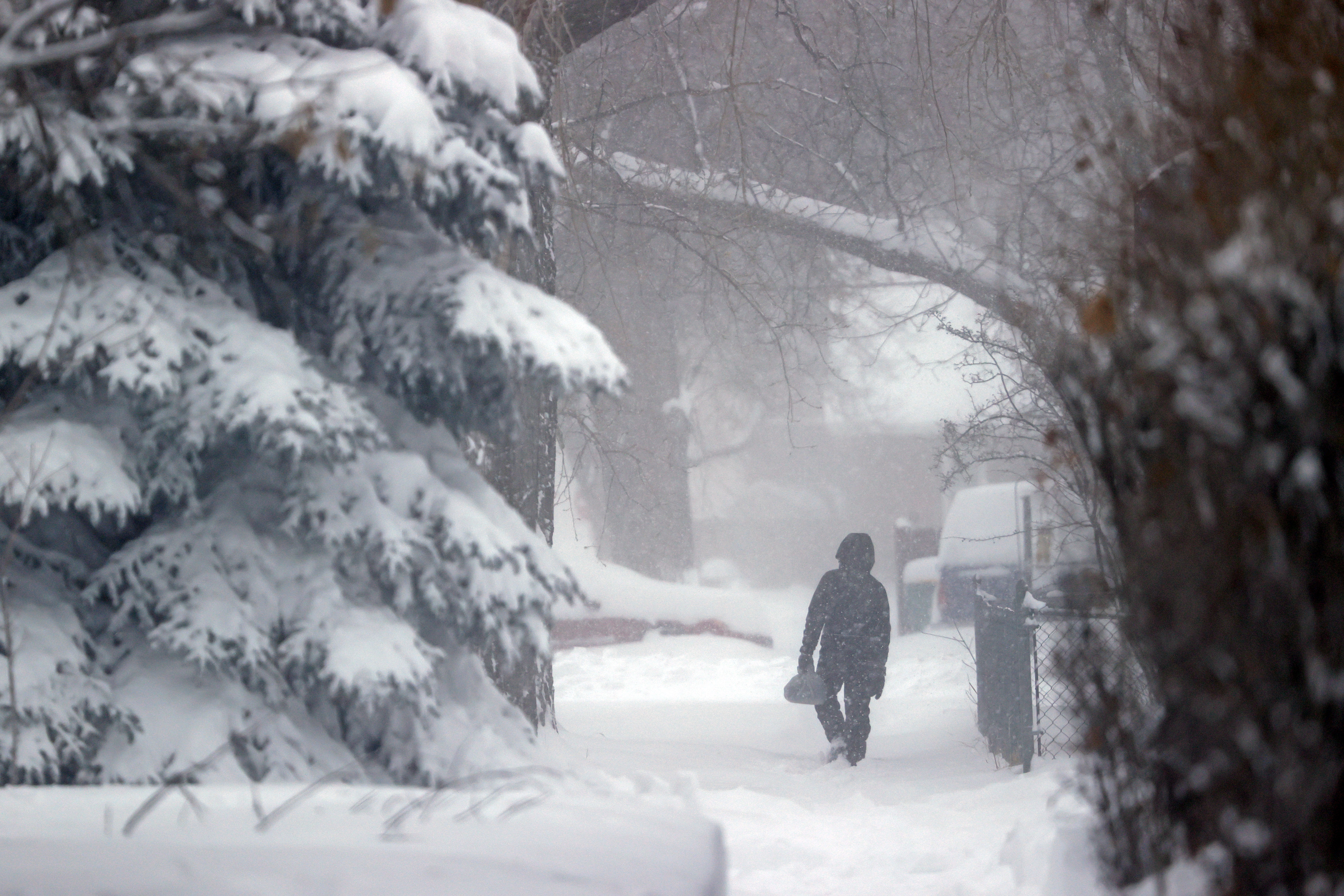 5 things to know today: Snow storm, Homeless camps, Employee bonuses, Worker shortage, Speaking out - Vimarsana News