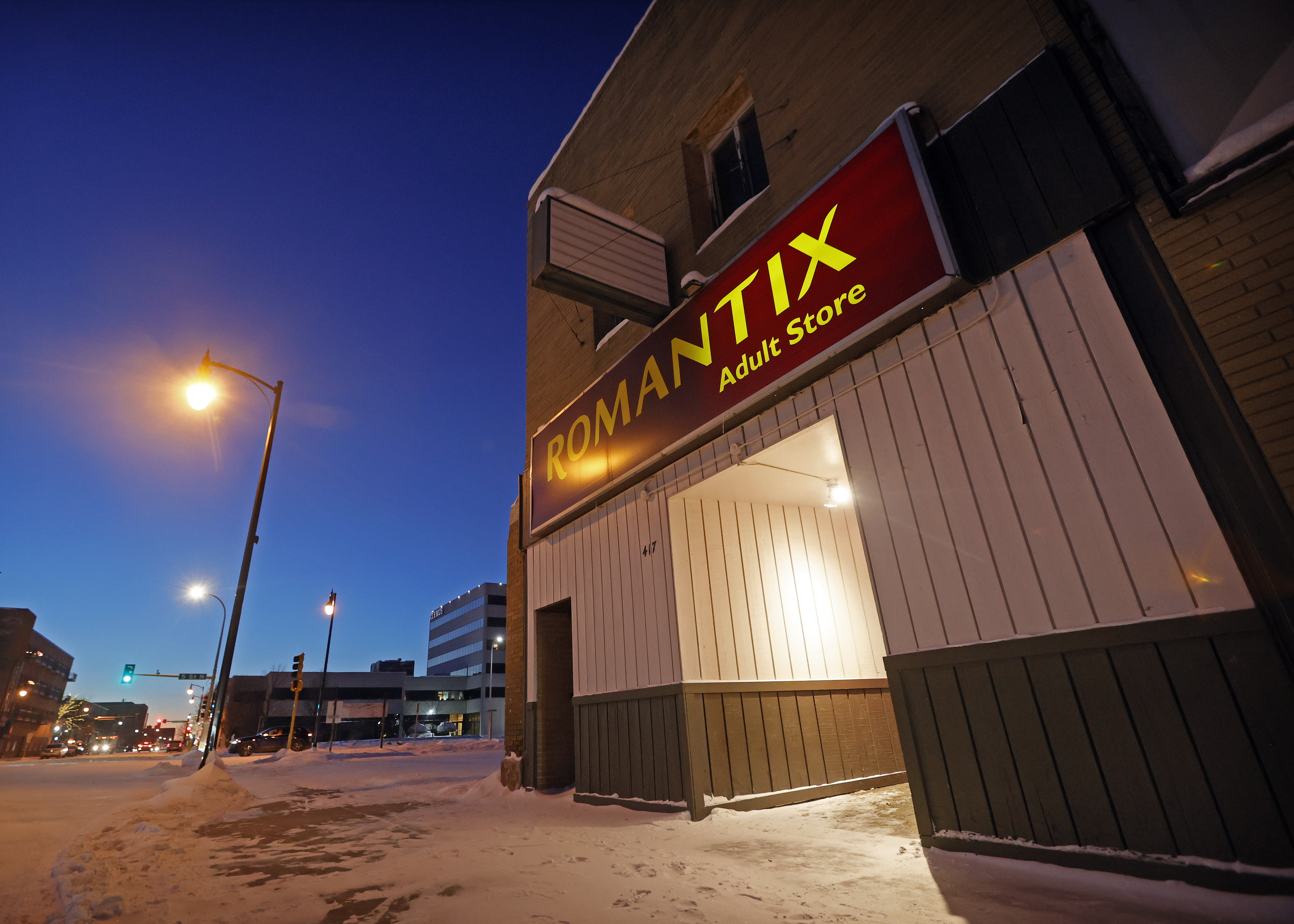 So far, adult shop hasn't proven its claims against city of Fargo, judge says - Vimarsana News