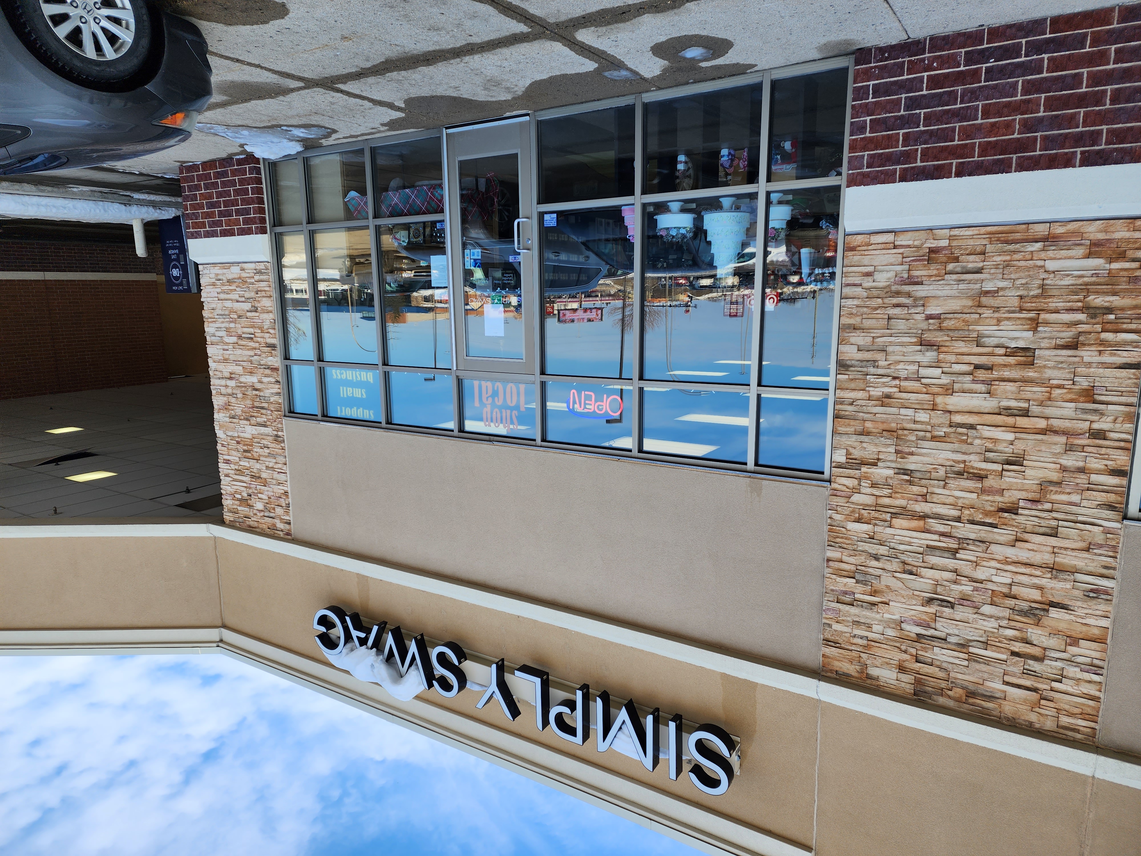 Business Buzz: Simply Swag to close in Fargo, former Stone Town Grill location for sale, and more - Vimarsana News