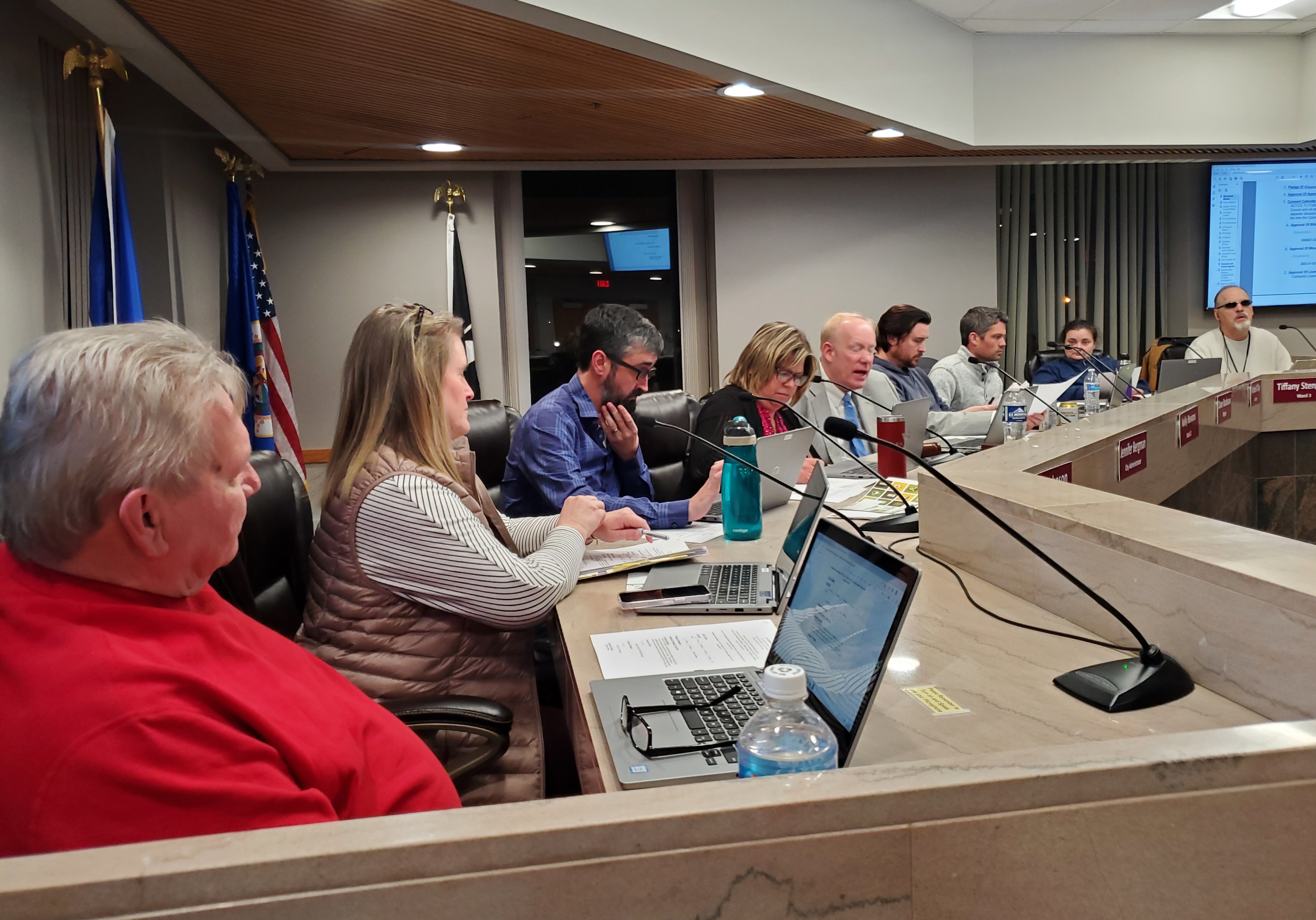 Brainerd officials want more conversation on alcohol use in parks - Vimarsana News