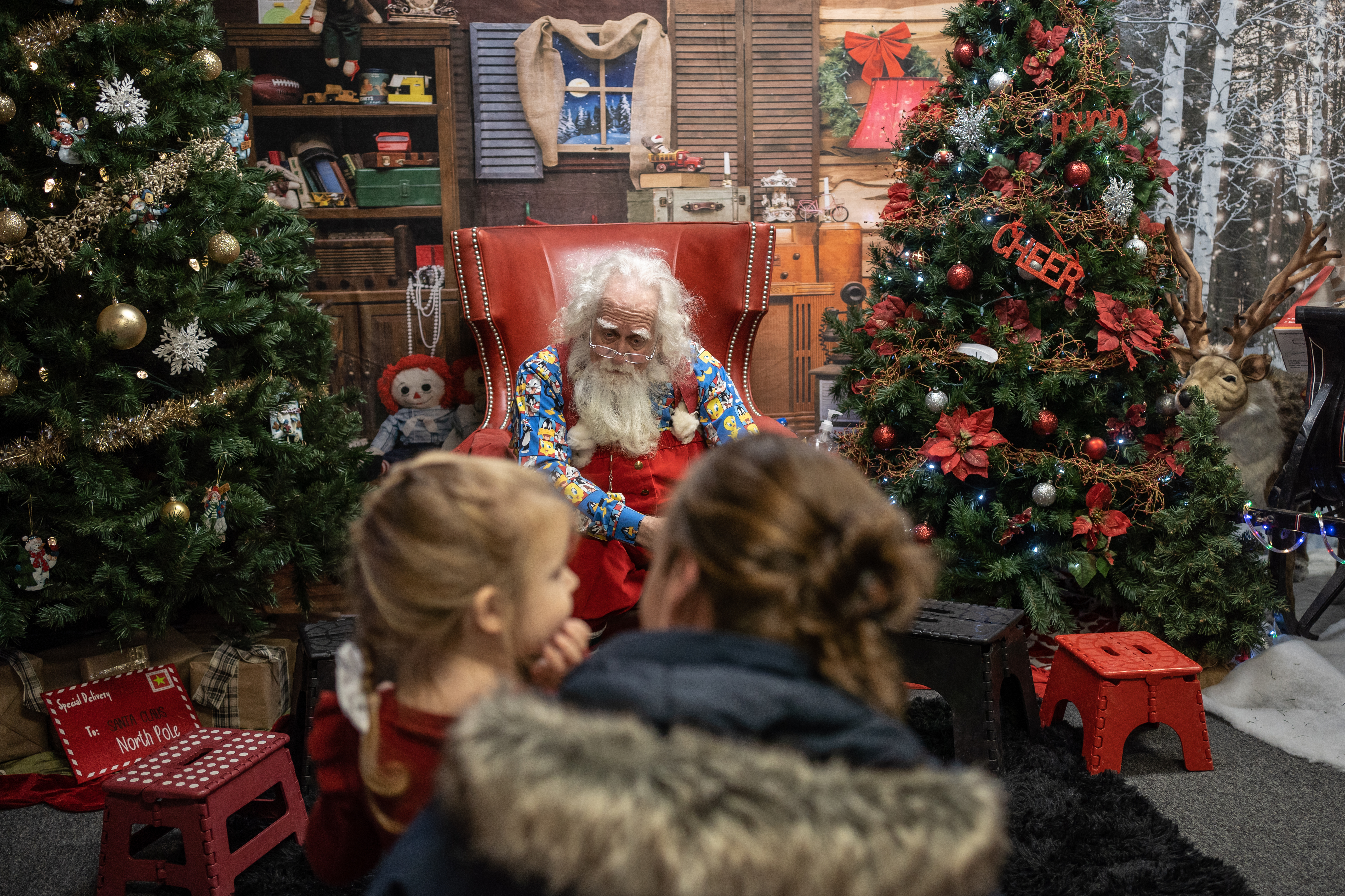 New shopping paradigm changes holiday hiring habits for Rochester retailers - Vimarsana News