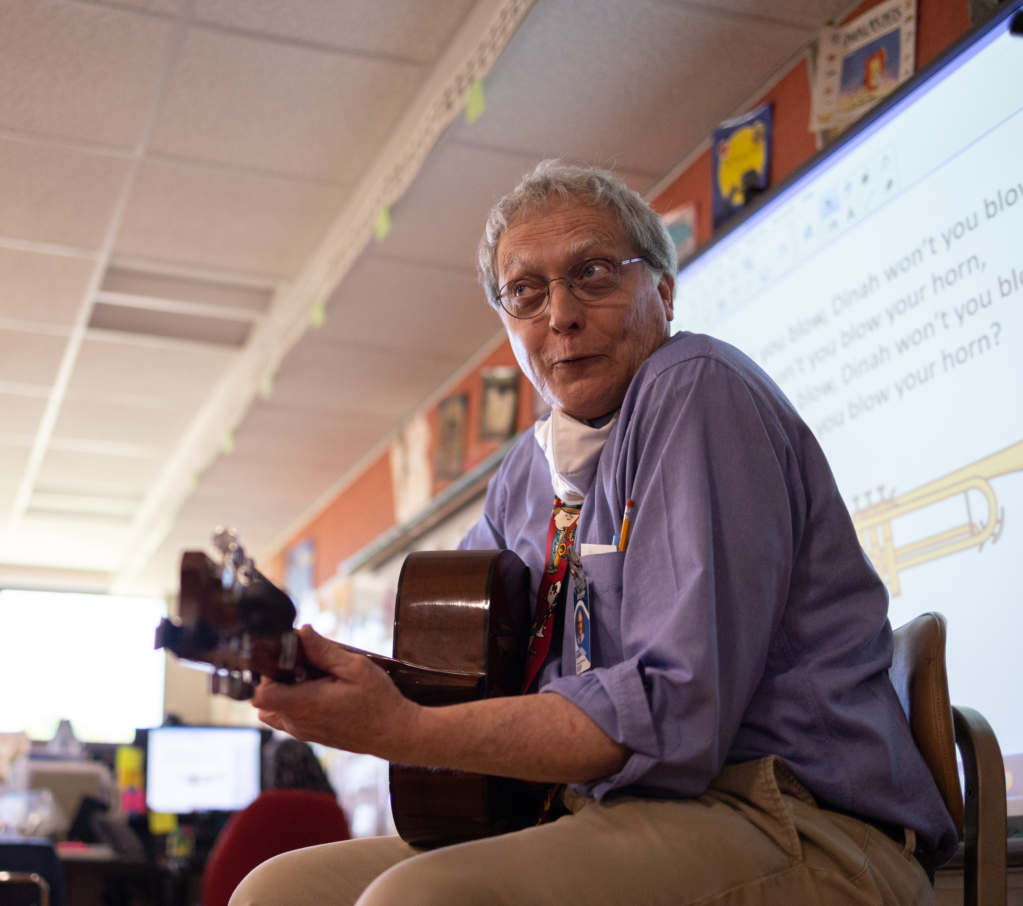 'He is Mr. Pinewood': A beloved Rochester teacher says goodbye after more than 30 years - Vimarsana News