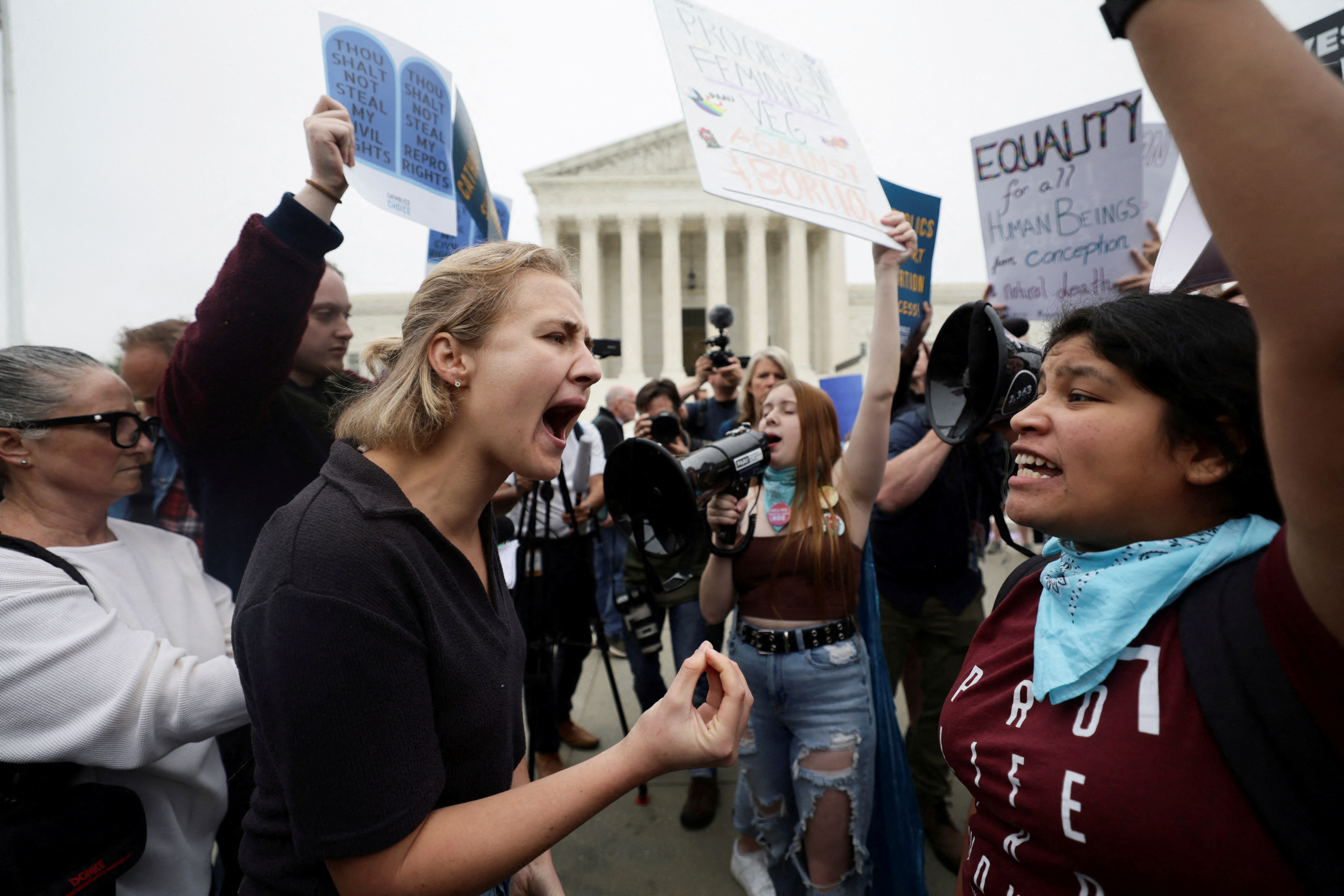 Supreme Court Justice Alito's abortion history lesson in dispute - Vimarsana News