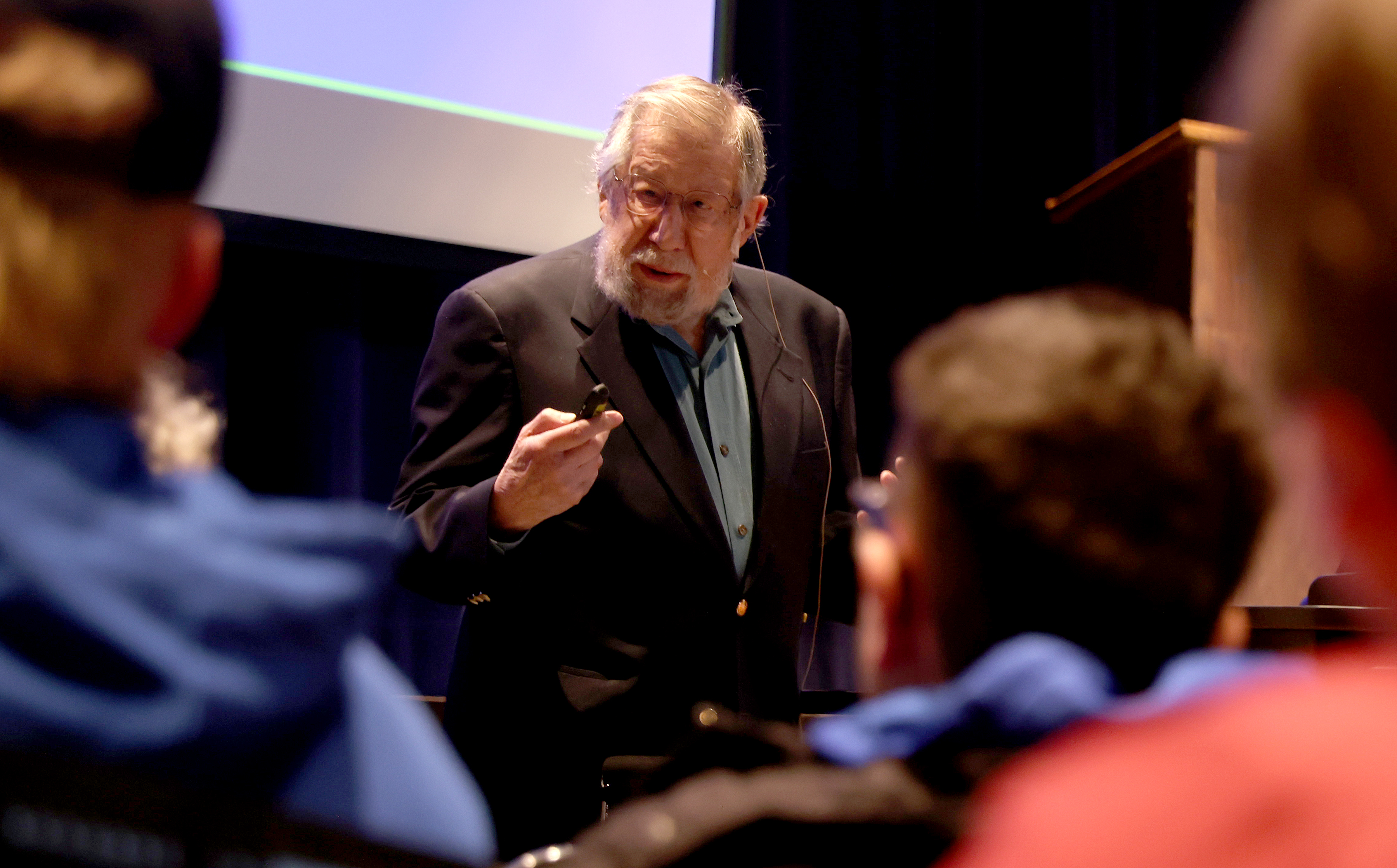 What would you do, Holocaust survivor asks crowd at Minnesota West in Worthington - Vimarsana News