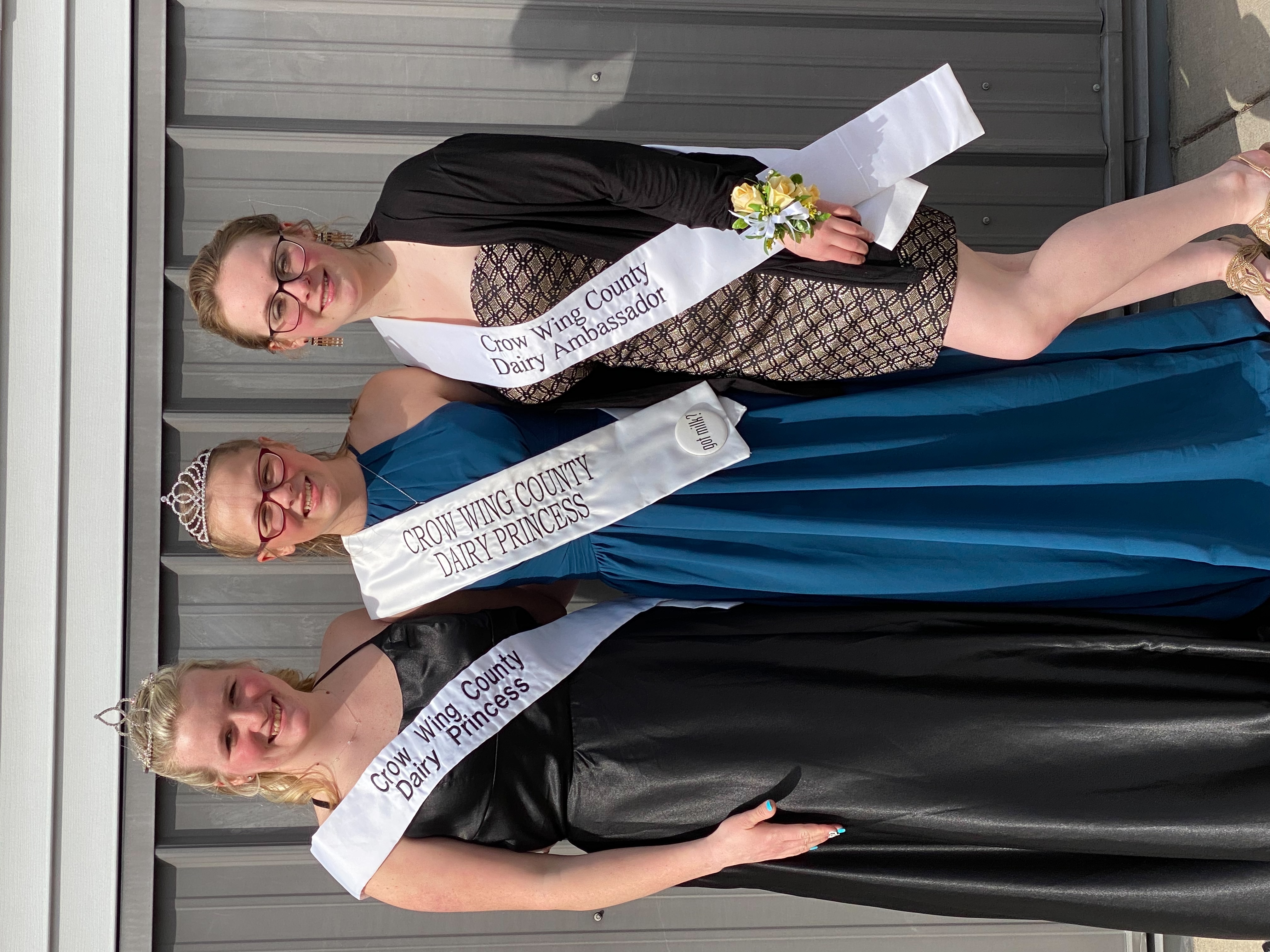 Awards given during Crow Wing County Dairy Banquet - Vimarsana News