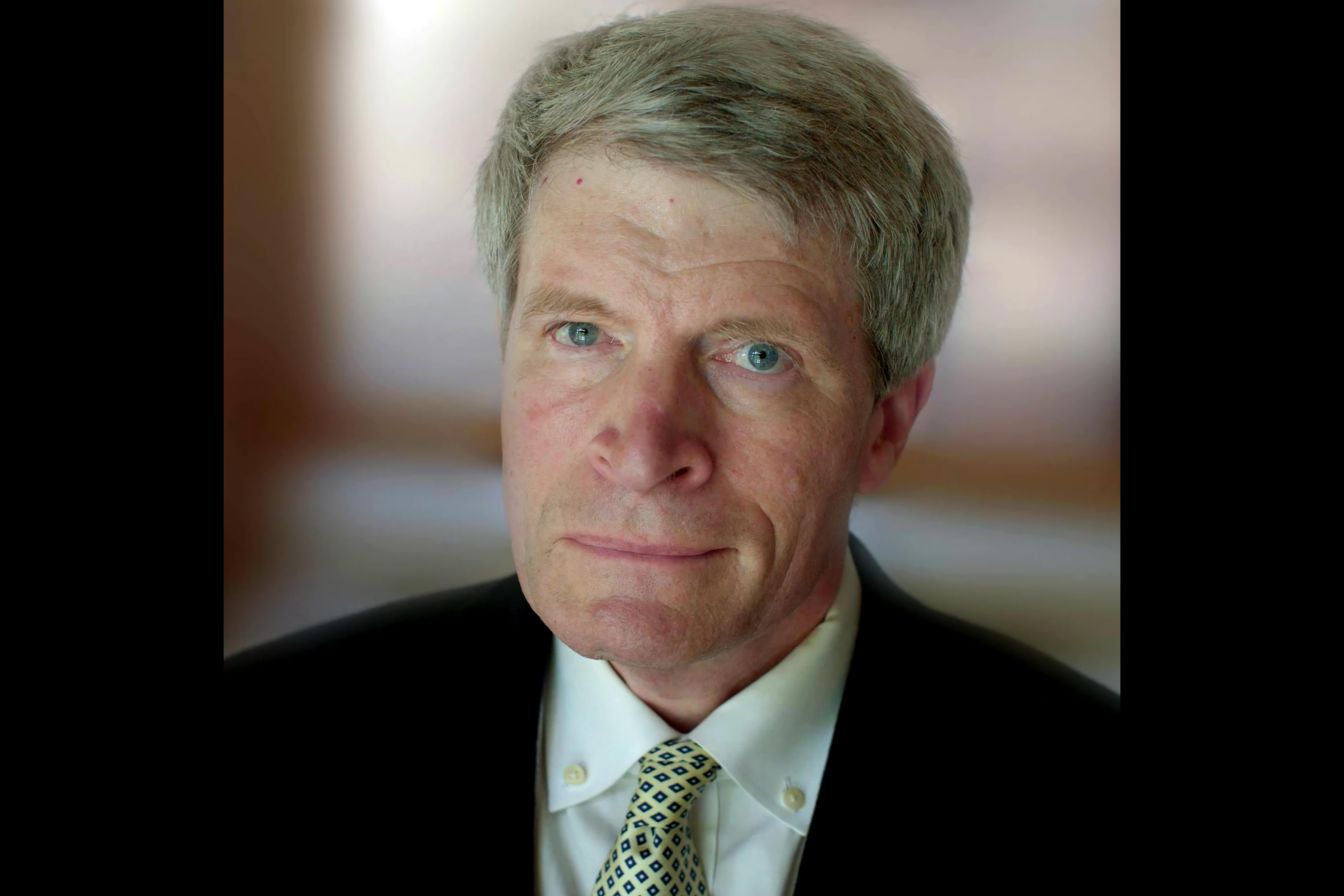 Richard Painter, ethics lawyer and 'U' law professor, says he's running for 1st District Congress seat - Vimarsana News