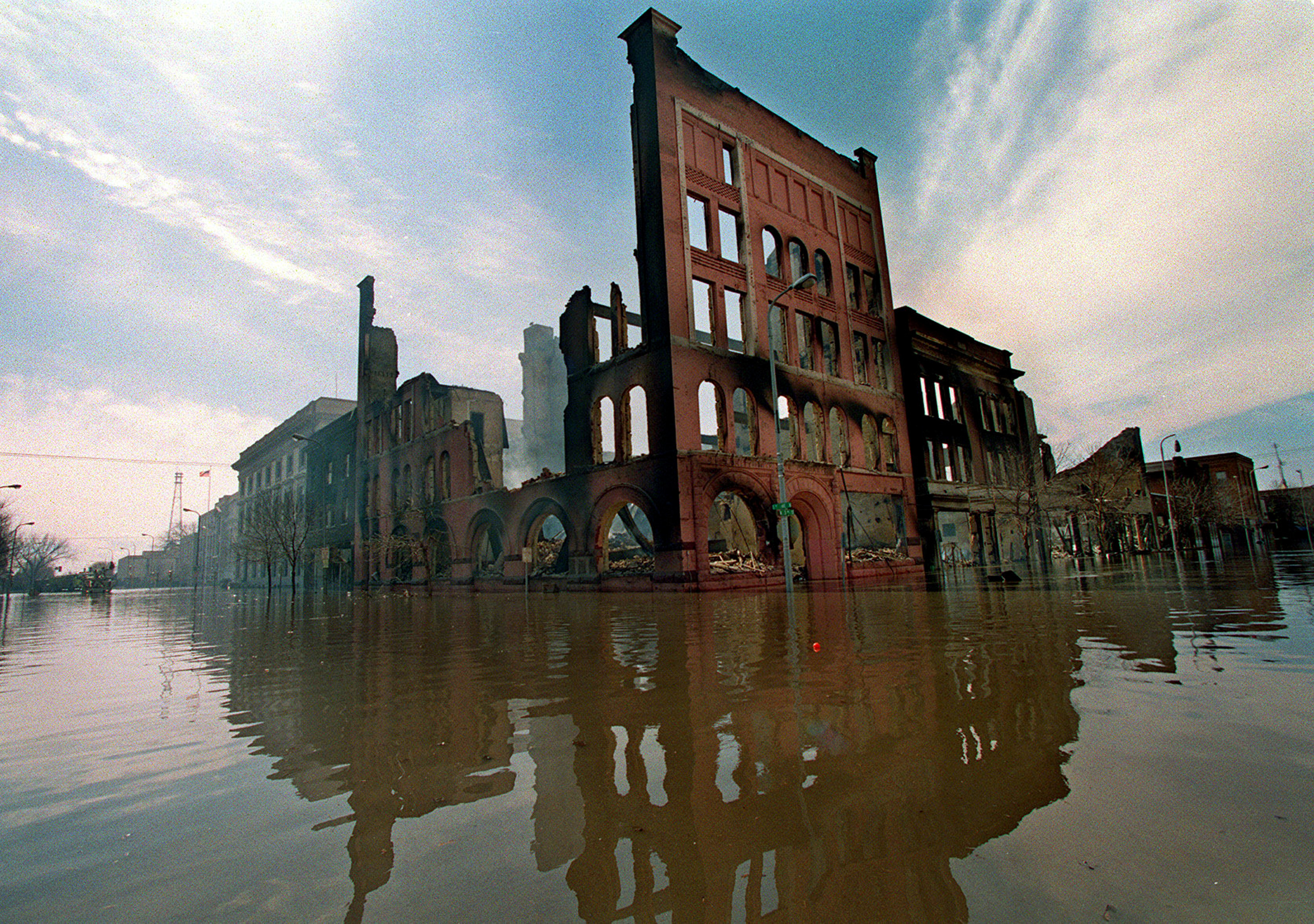 FROM THE ARCHIVES: Come hell and high water: 25 years ago, the flood brought some of its toughest days - Vimarsana News