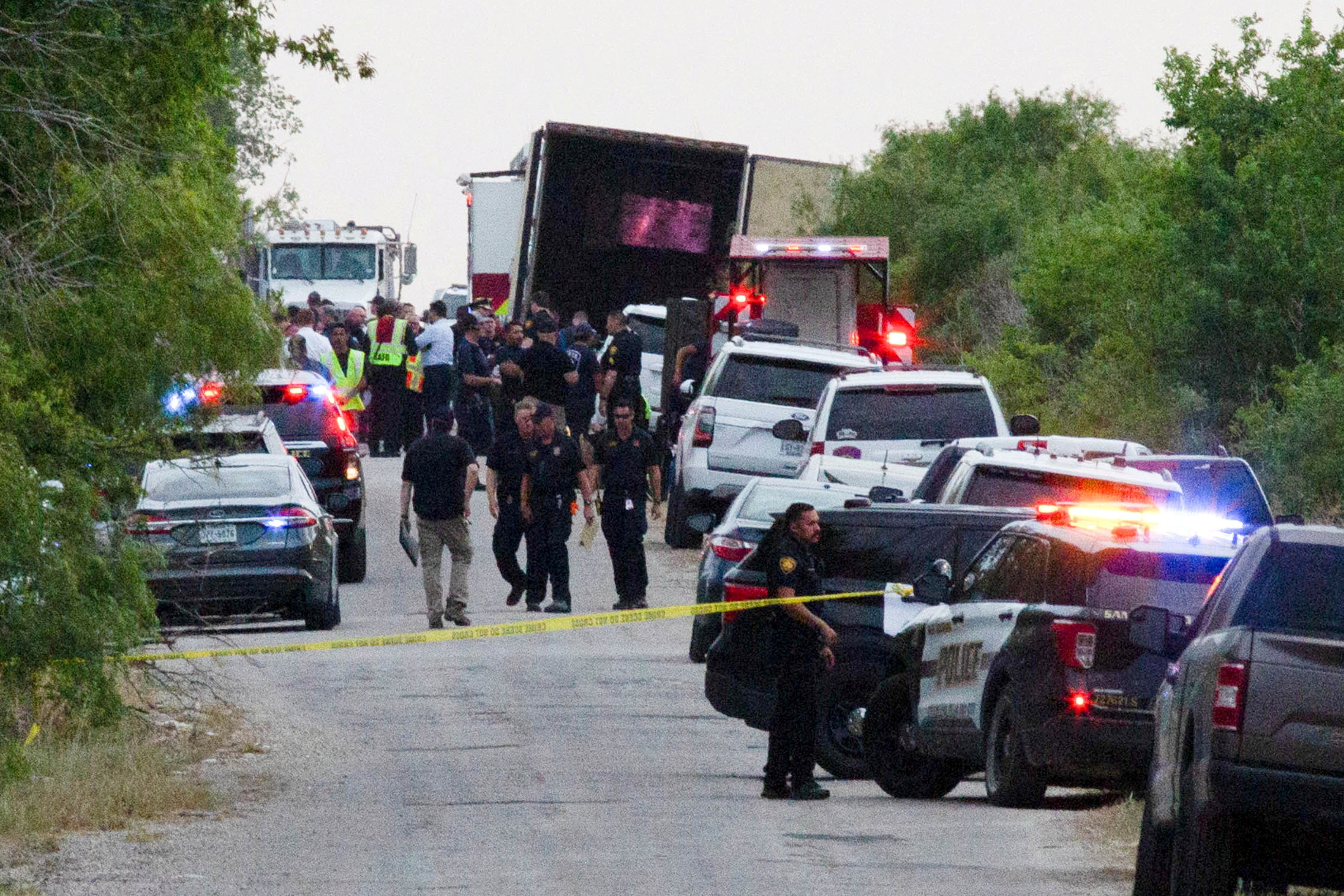 Death toll from migrants found in truck in Texas reaches 50, Mexico says - Vimarsana News