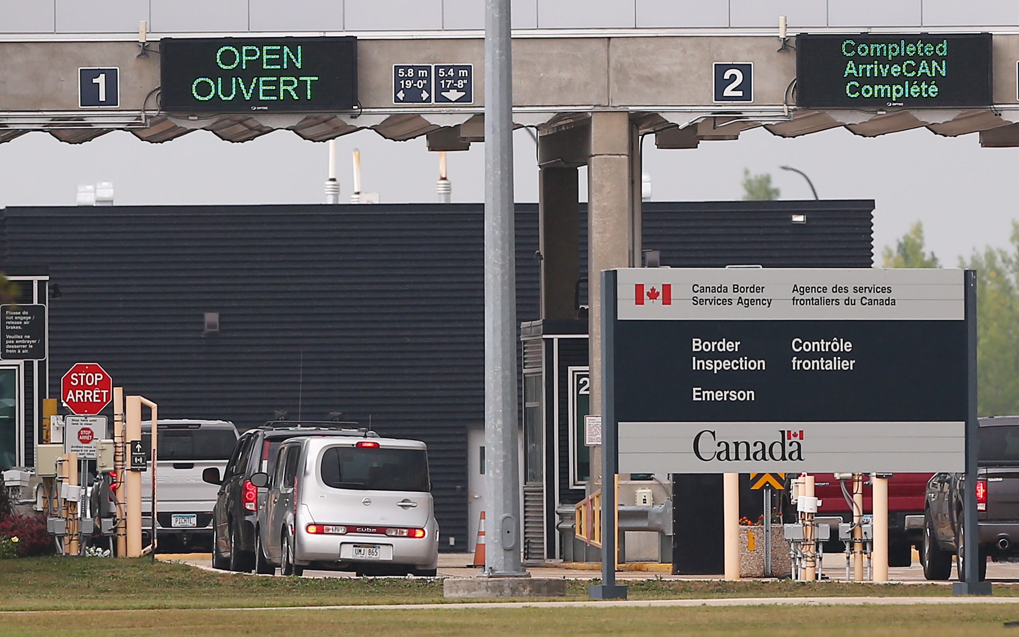 Canada brings back testing requirement for citizens returning home from short U.S. visits - Vimarsana News