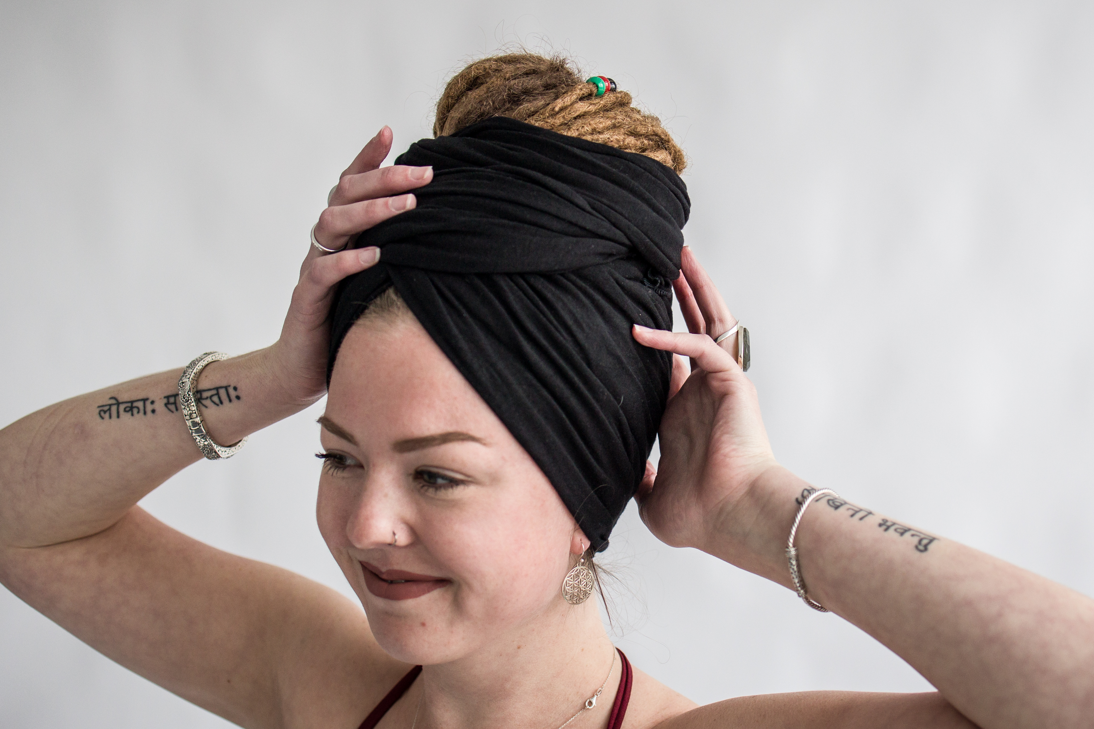 Queen of confidence: Rochester yogi radiates positive energy, authenticity - Vimarsana News
