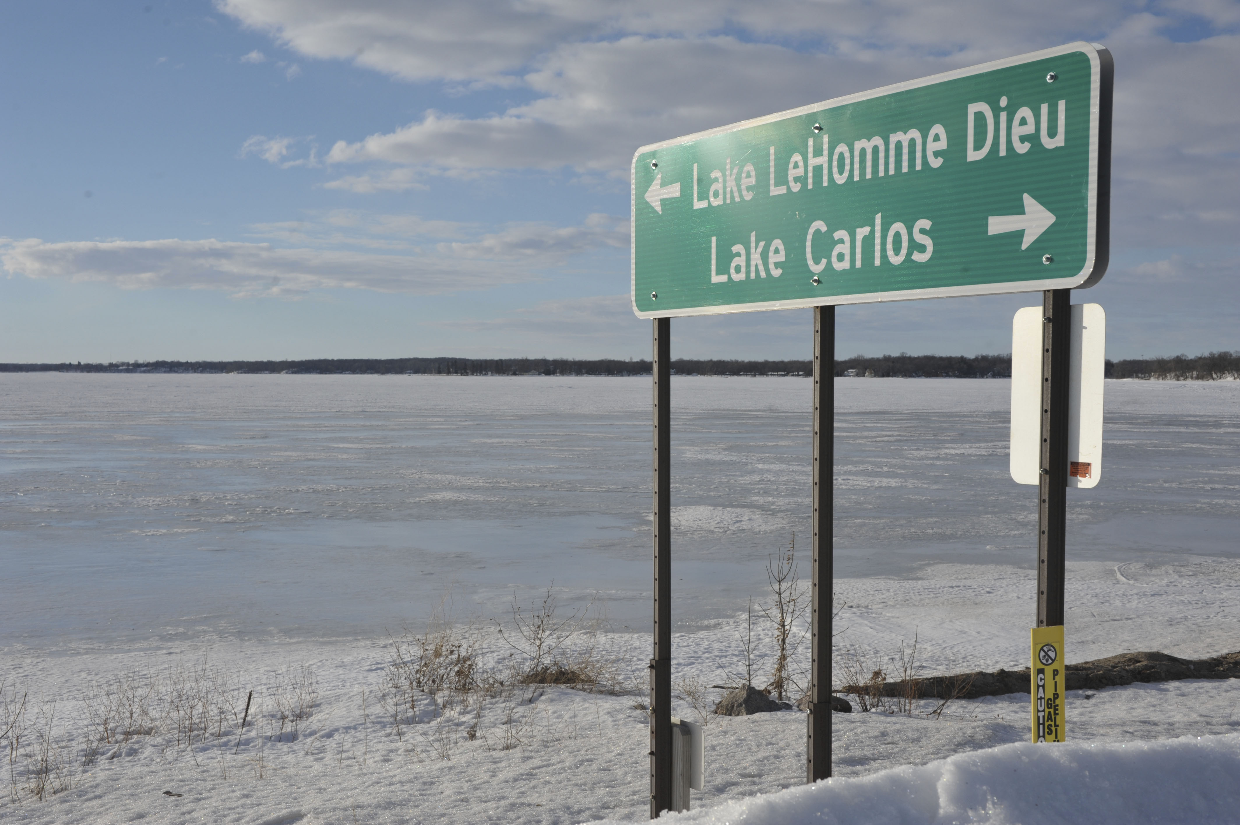 Alexandria's Lake Carlos and Lake Le Homme Dieu named by Navy man and doctor murdered in Arizona - Vimarsana News