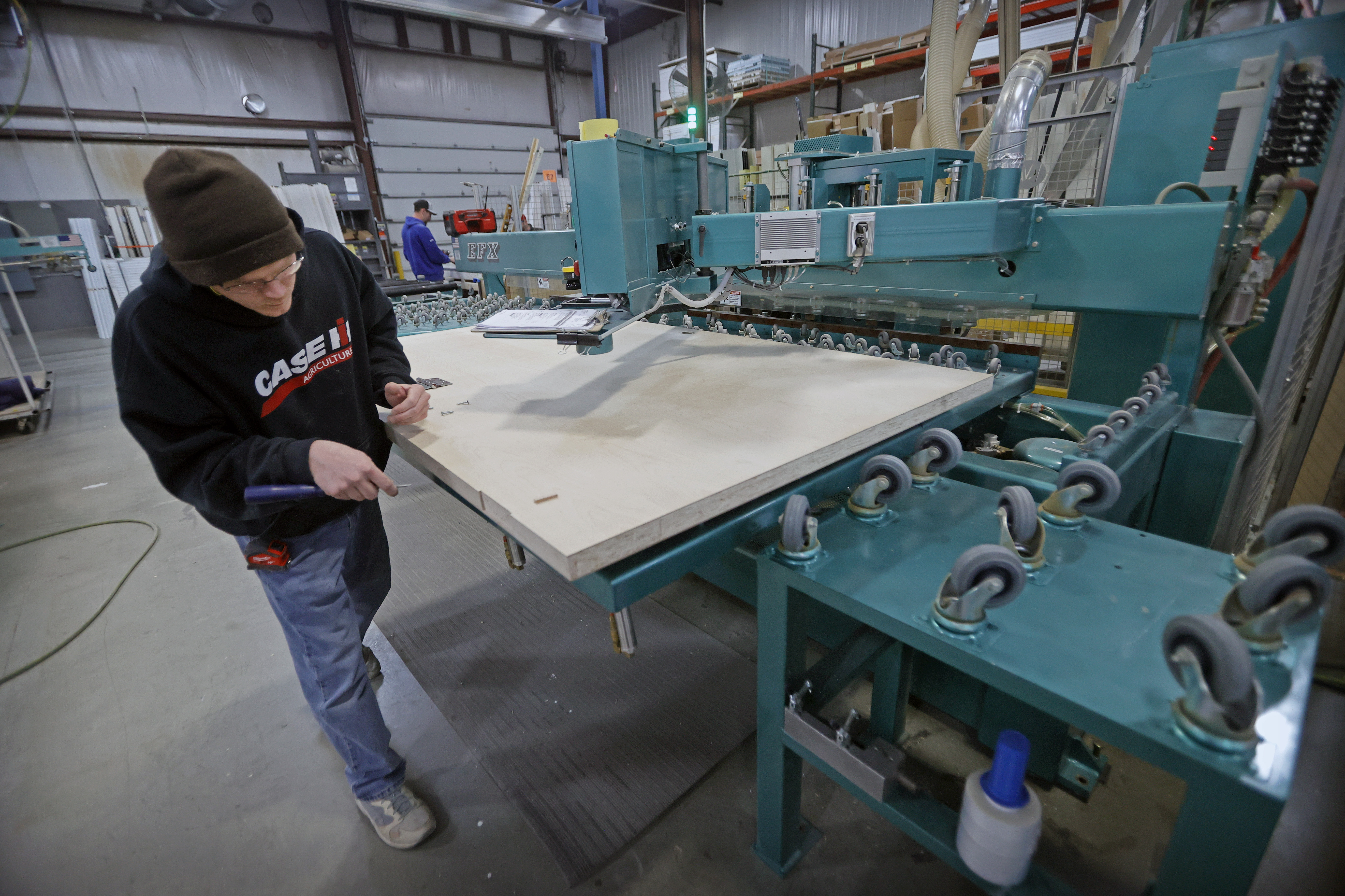 Minnesota manufacturers optimistic for 2022 despite the ongoing pandemic; supply chain, hiring are concerns - Vimarsana News