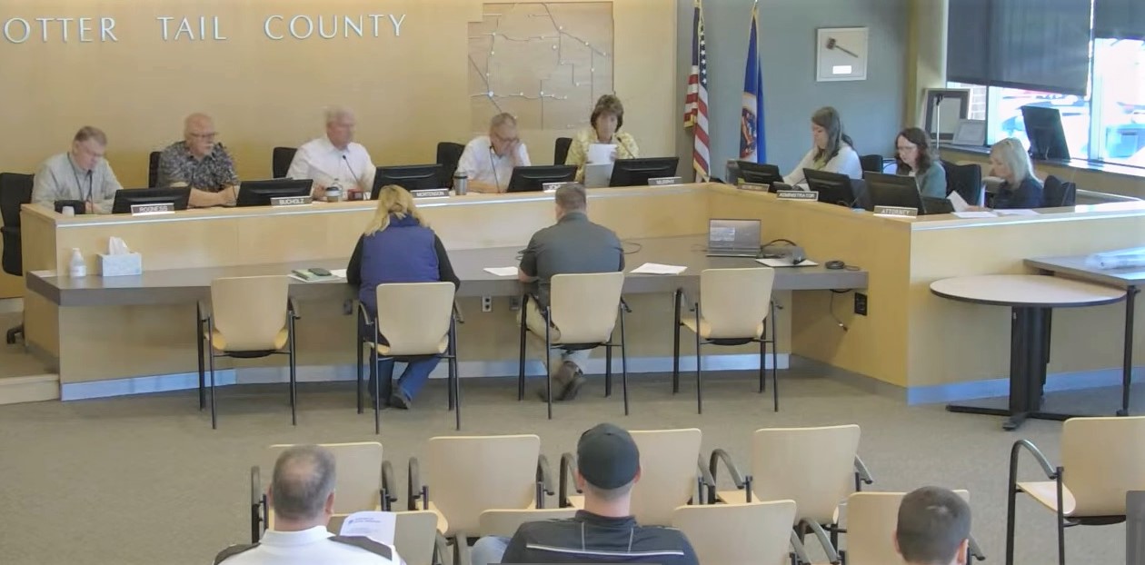 Fergus Falls resident contests Otter Tail County's new redistricting map - Vimarsana News