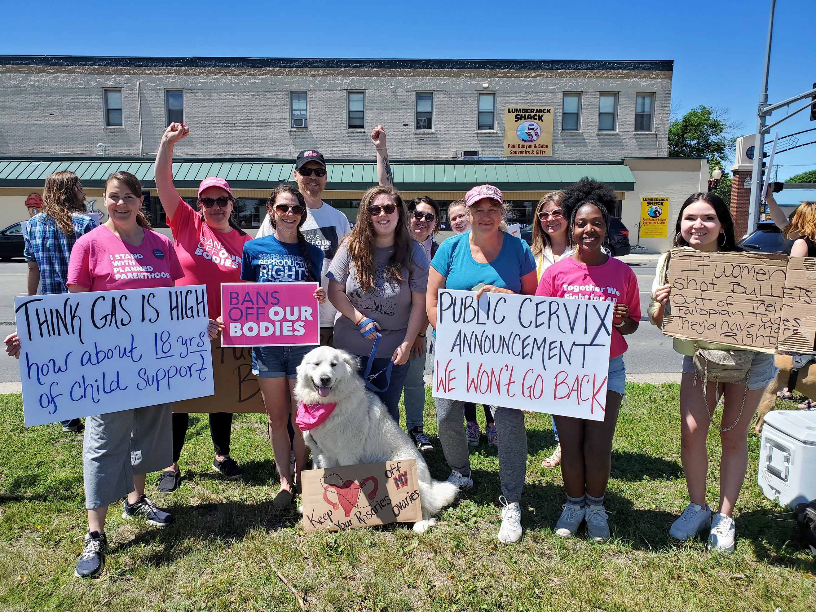 'We won't go back': Dozens rally in support of abortion rights in Bemidji - Vimarsana News