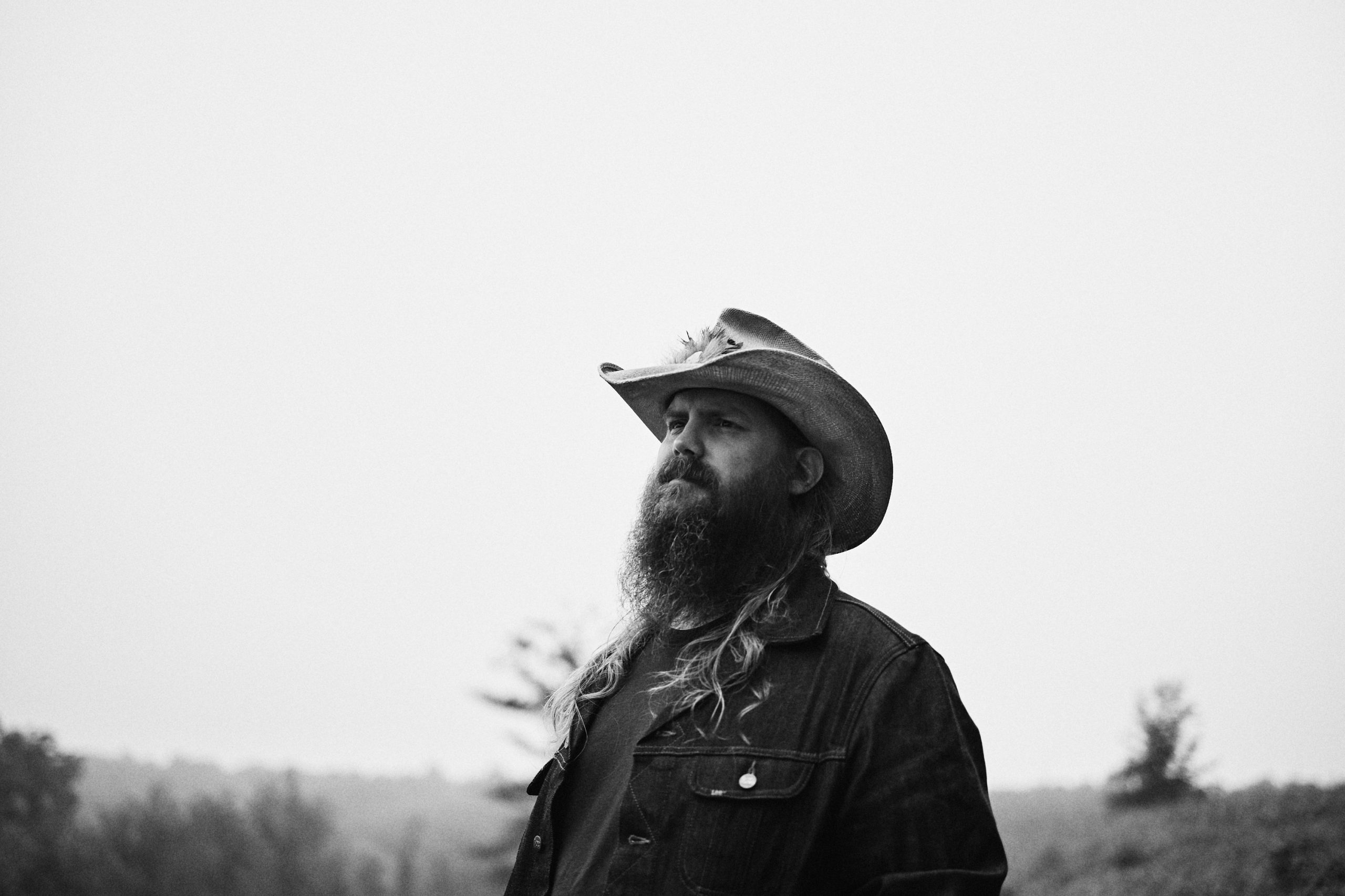 Country singer-songwriter Chris Stapleton brings his 'All-American Road Show' to Alerus on Thursday - Grand Forks Herald | Grand Forks, East Grand Forks news, weather & sports - Vimarsana News