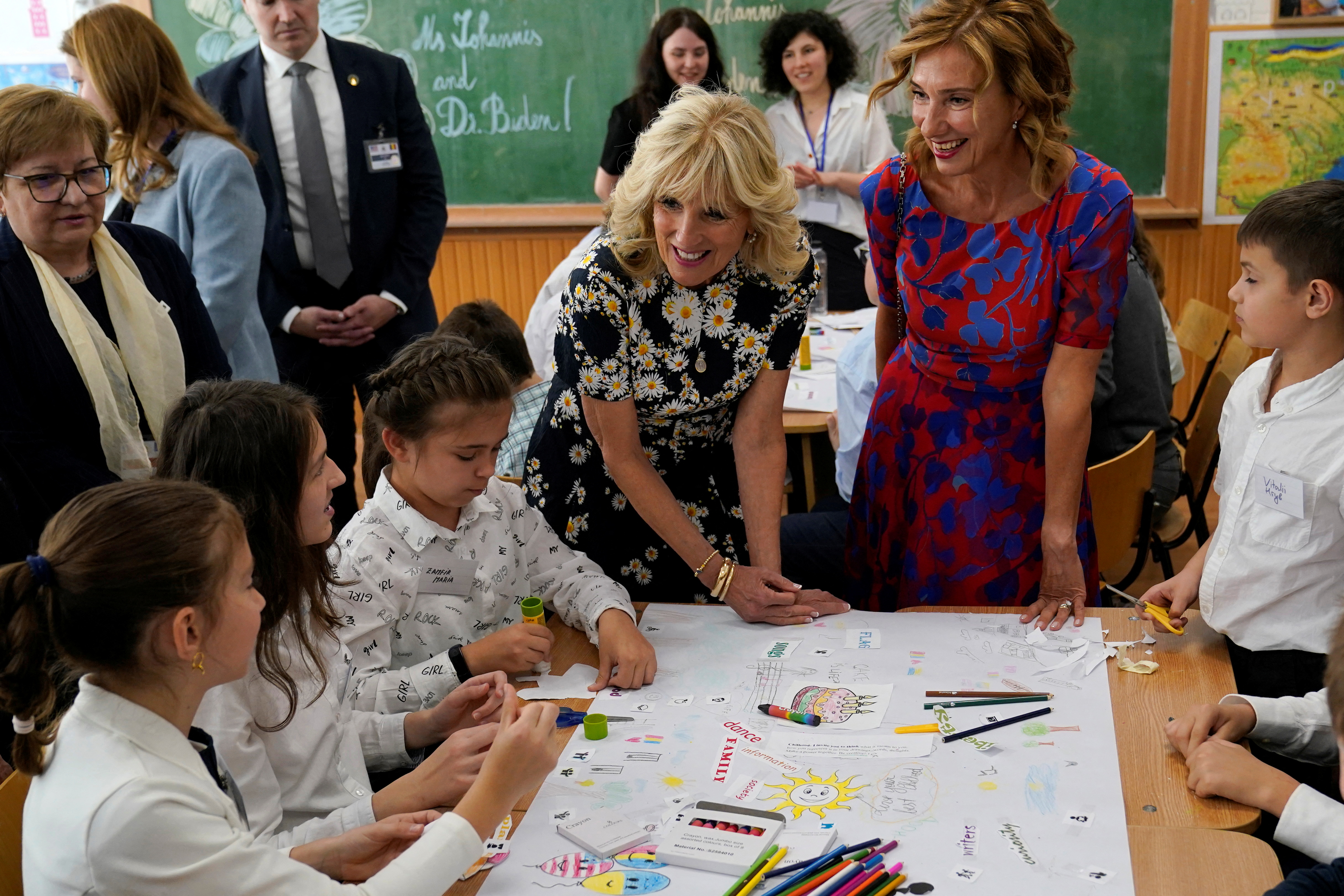 Jill Biden meets Ukrainian refugee mothers and teachers in Romania - Vimarsana News