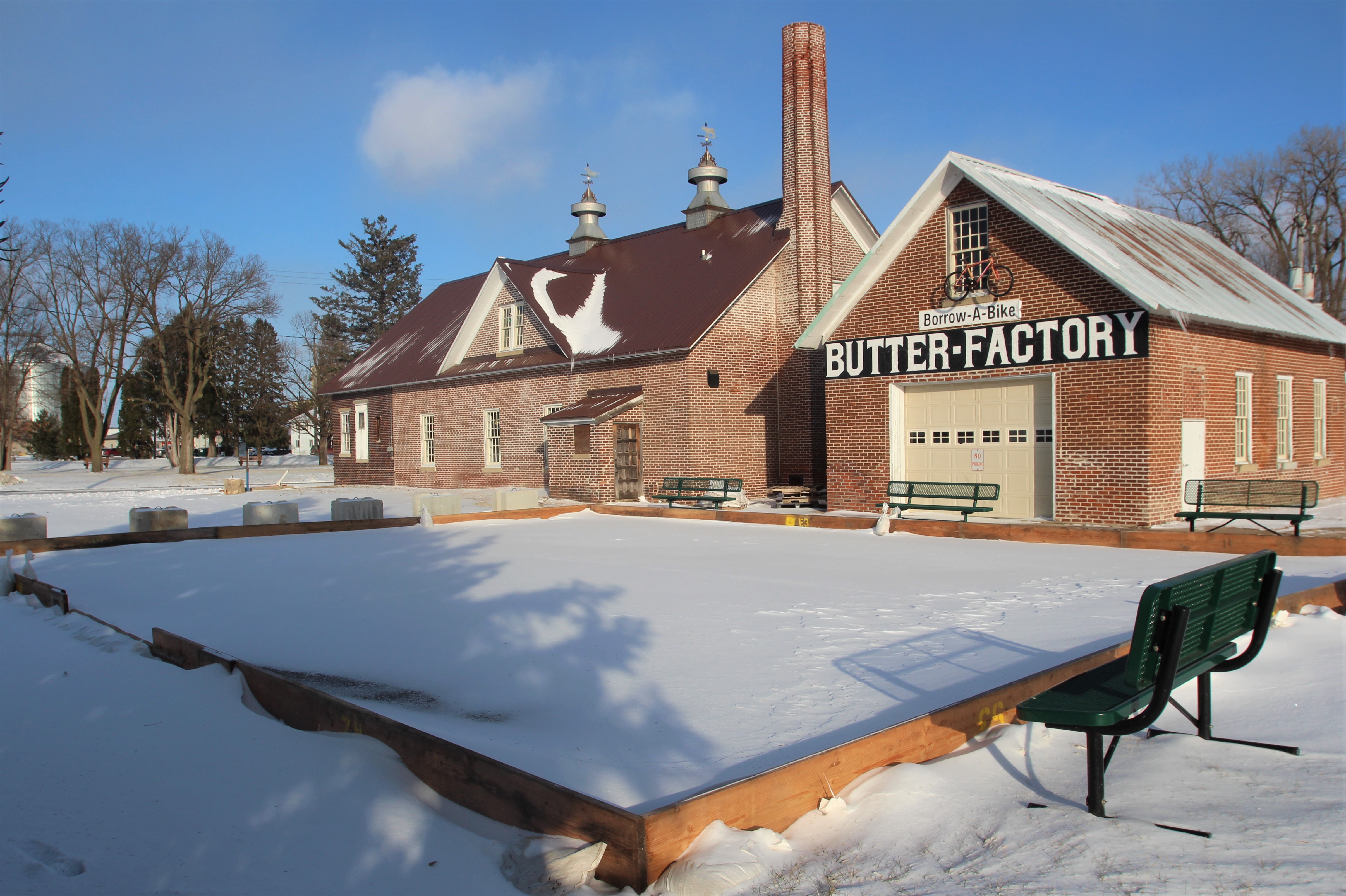 Pine Island finds permanent home for ice rinks, waiting for more chilly weather to fill them - Vimarsana News