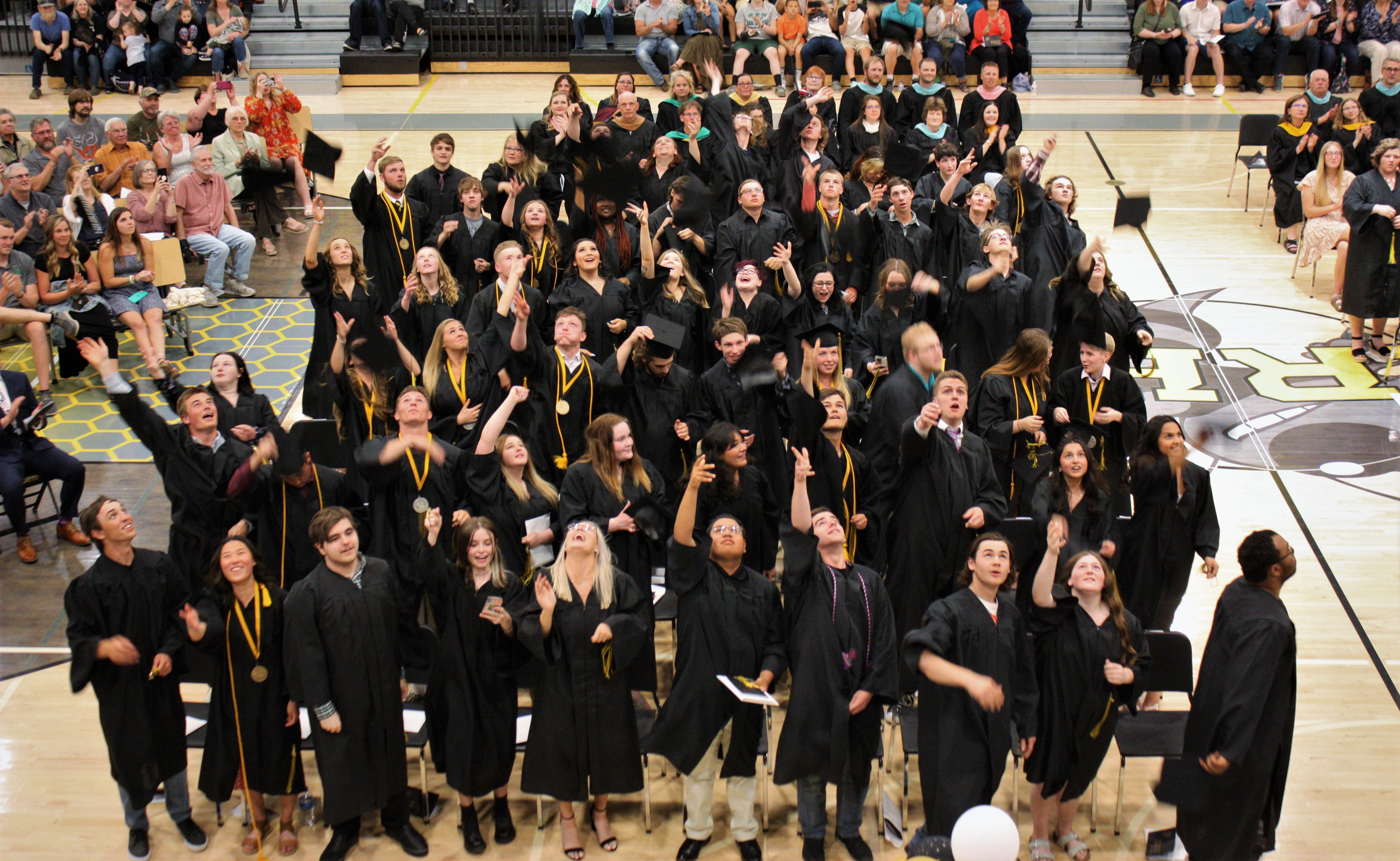 Hats off to the Class of '22: Perham High School sends 119 graduates off into the world - Vimarsana News