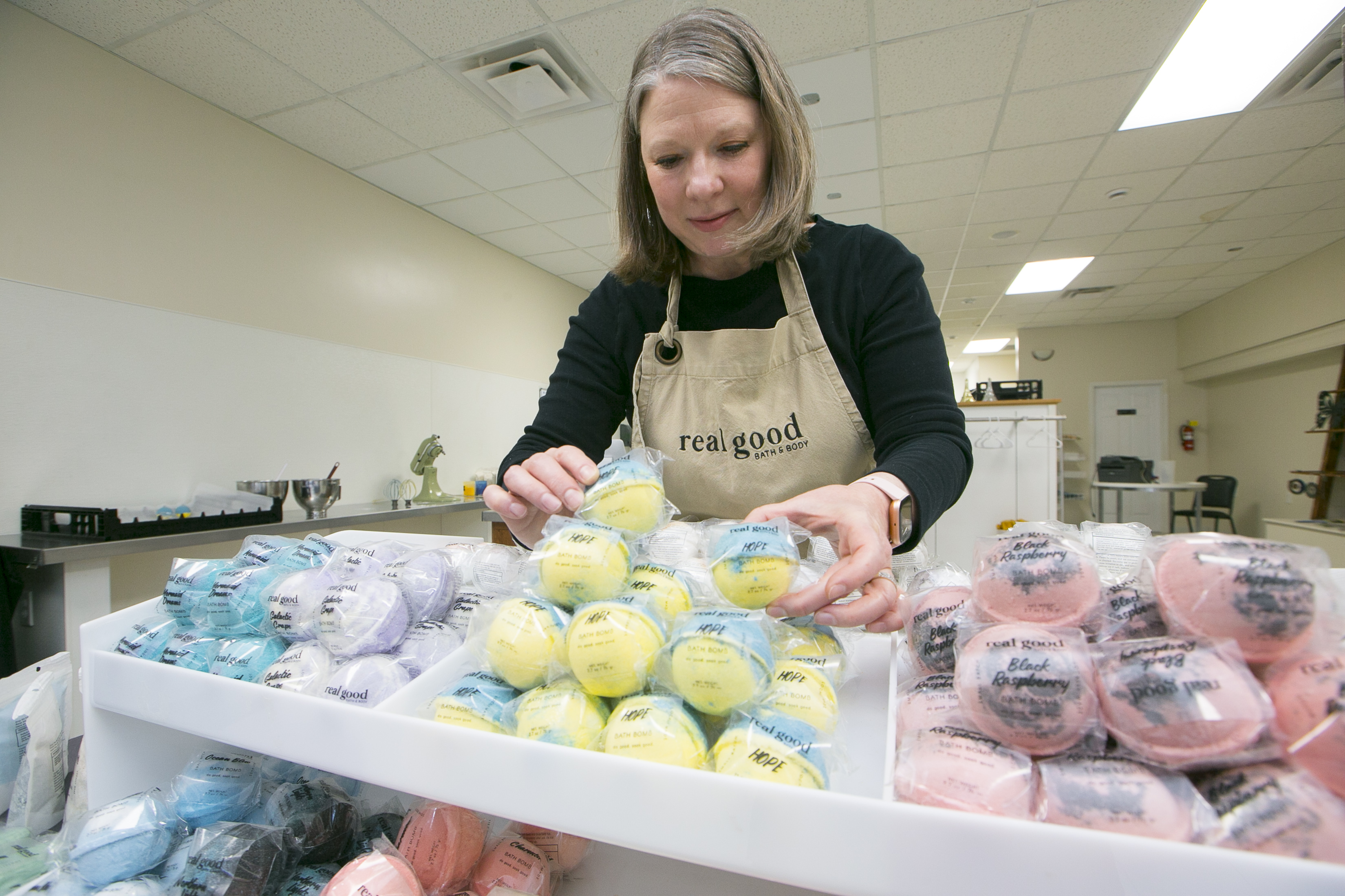 Crookston's Real Good Bath & Body selling bath products to help Ukraine refugees - Vimarsana News