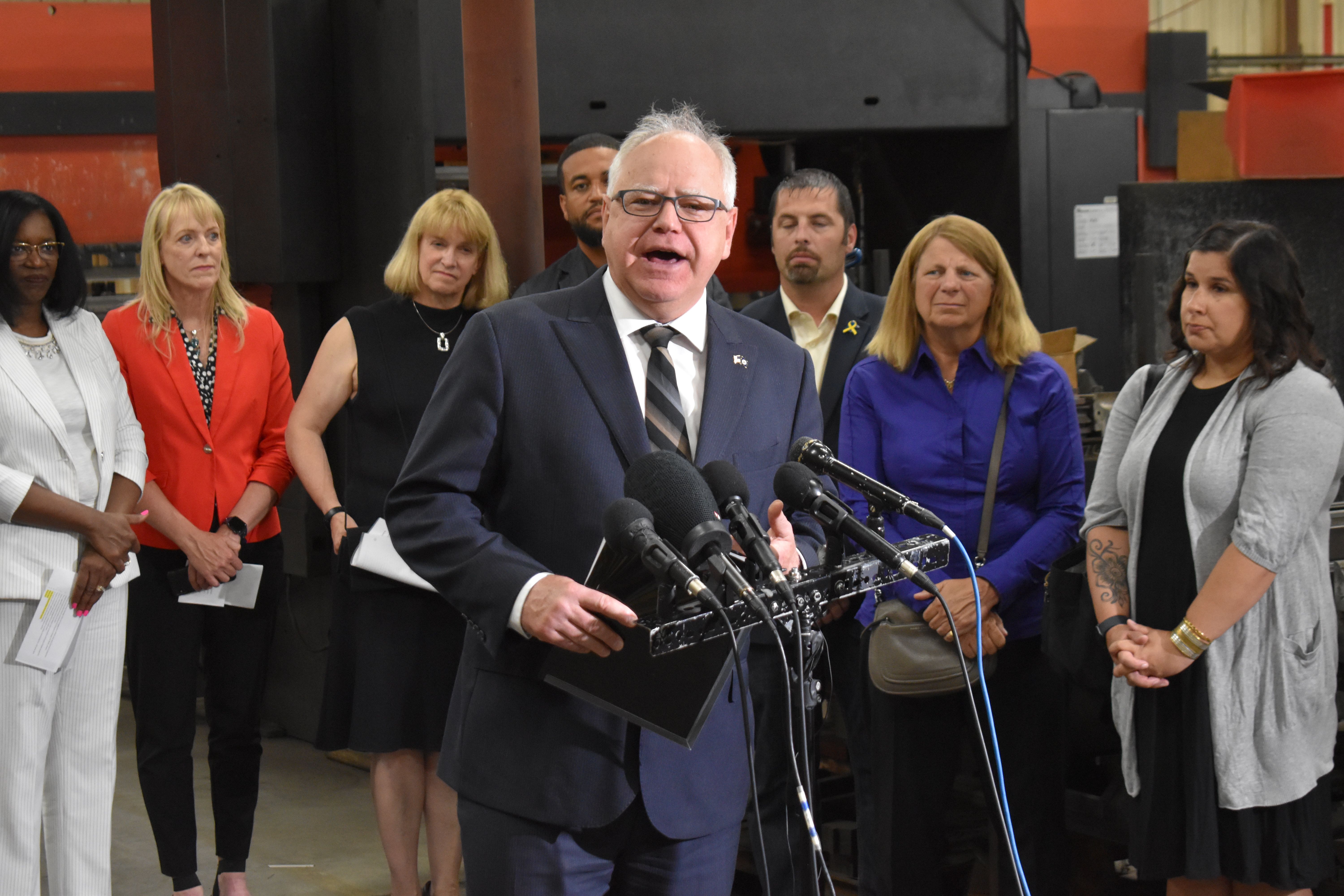 Child care, housing, broadband access: Walz administration outlines sweeping plan to grow Minnesota's economy - Vimarsana News