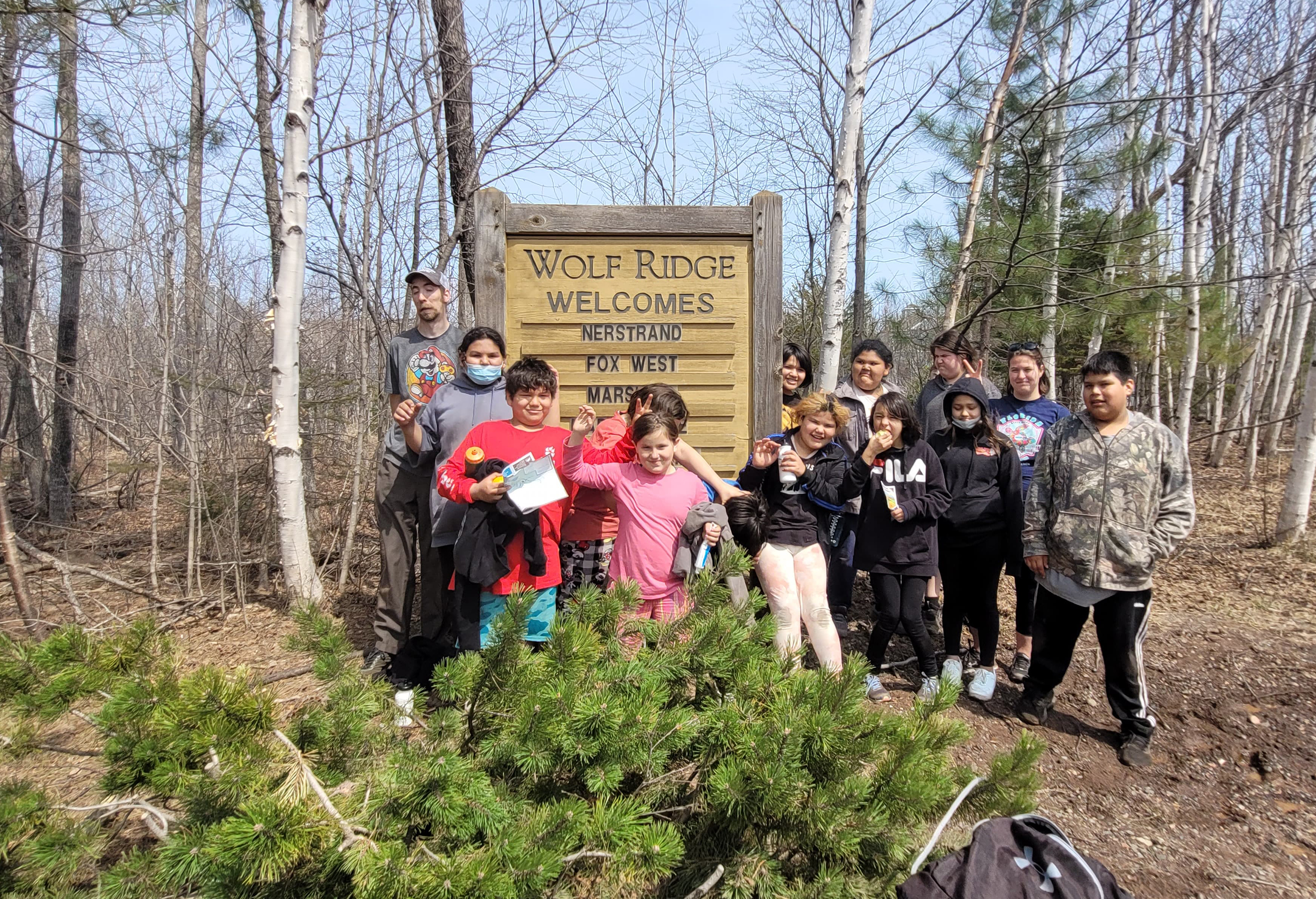 Bug-O-Nay-Ge-Shig students visit Wolf Ridge retreat - Vimarsana News