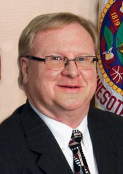 Hubbard County commissioner, school bus driver named as suspect in sheriff's office report - Vimarsana News