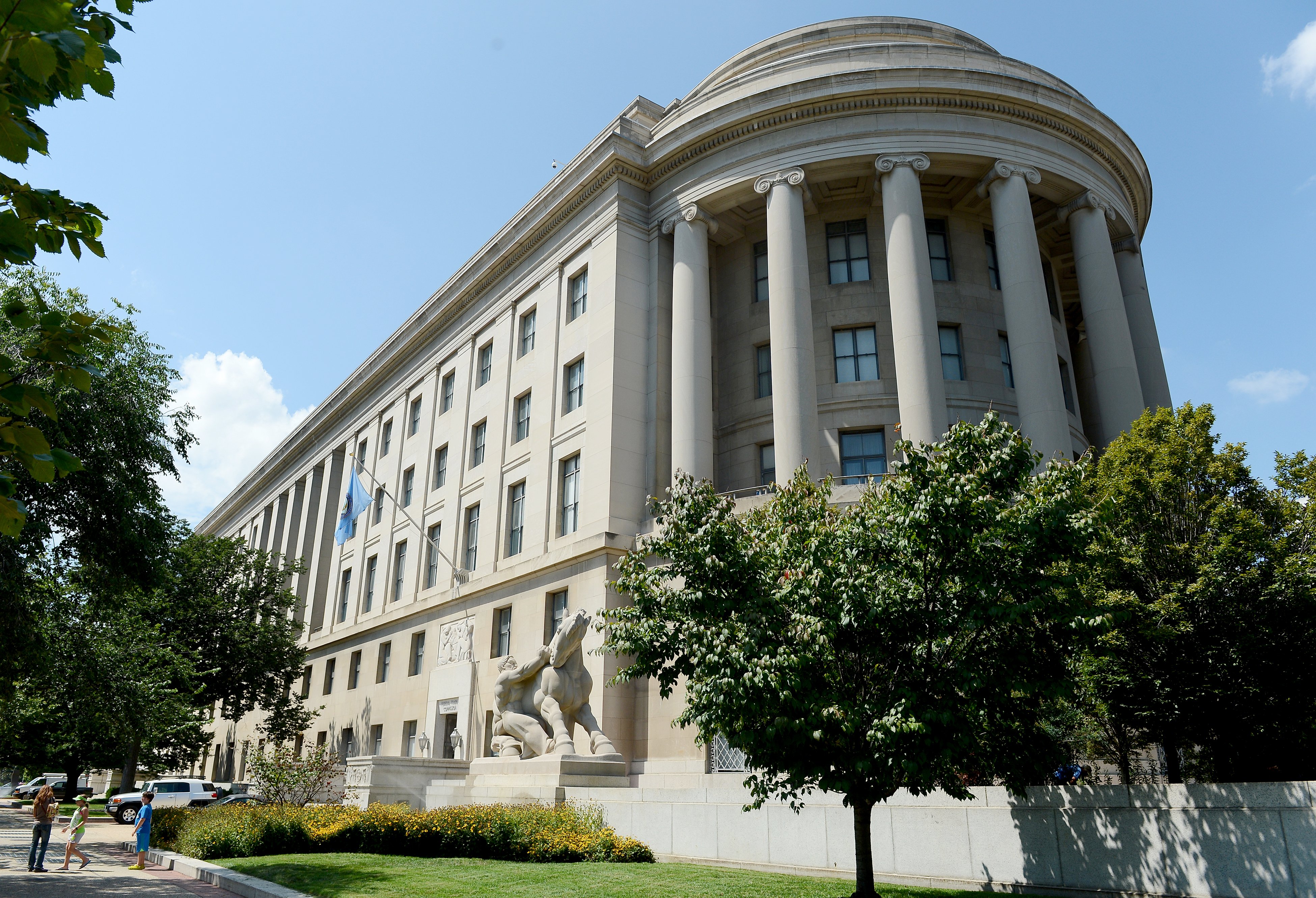Other View: Biden administration is right to move to ban noncompete agreements - Vimarsana News