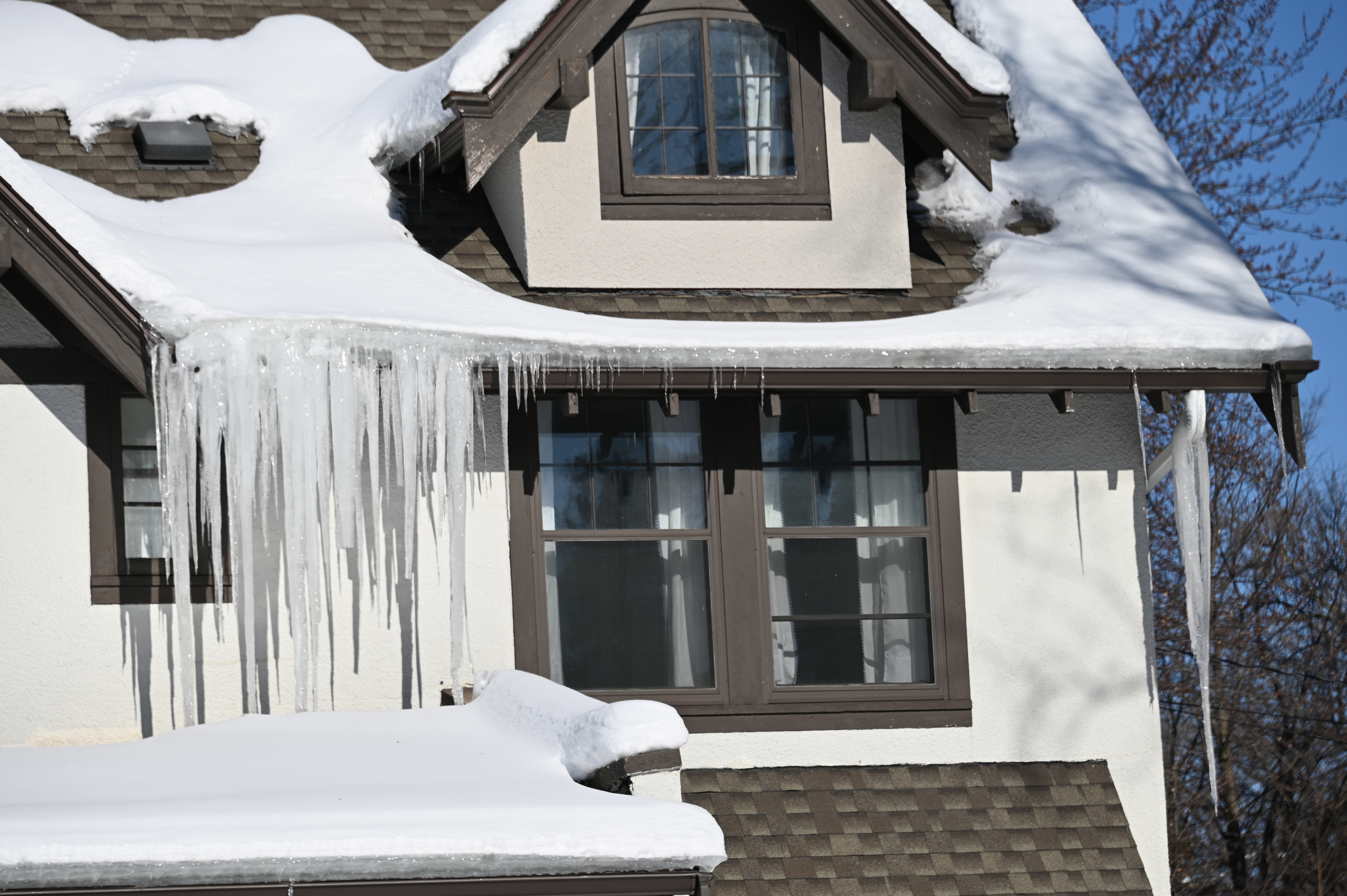Deal with ice dams now to prevent costly headaches later - Vimarsana News