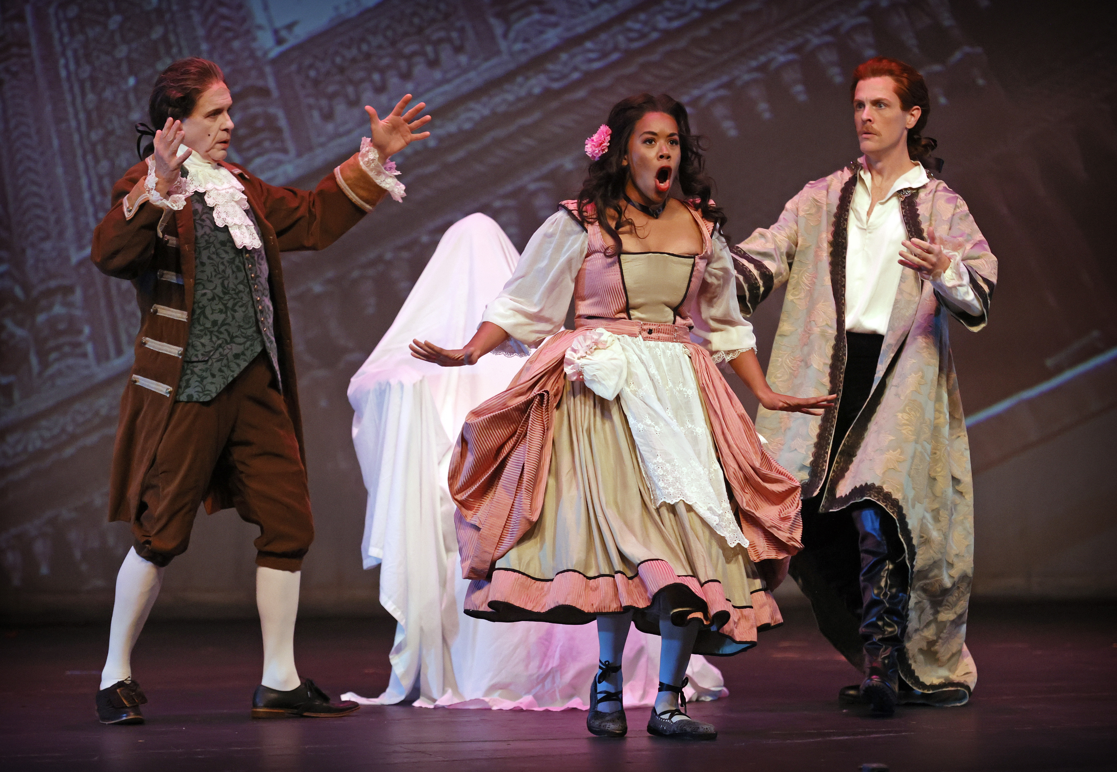 When performers dropped out, FM Opera turned to unexpected help - Vimarsana News