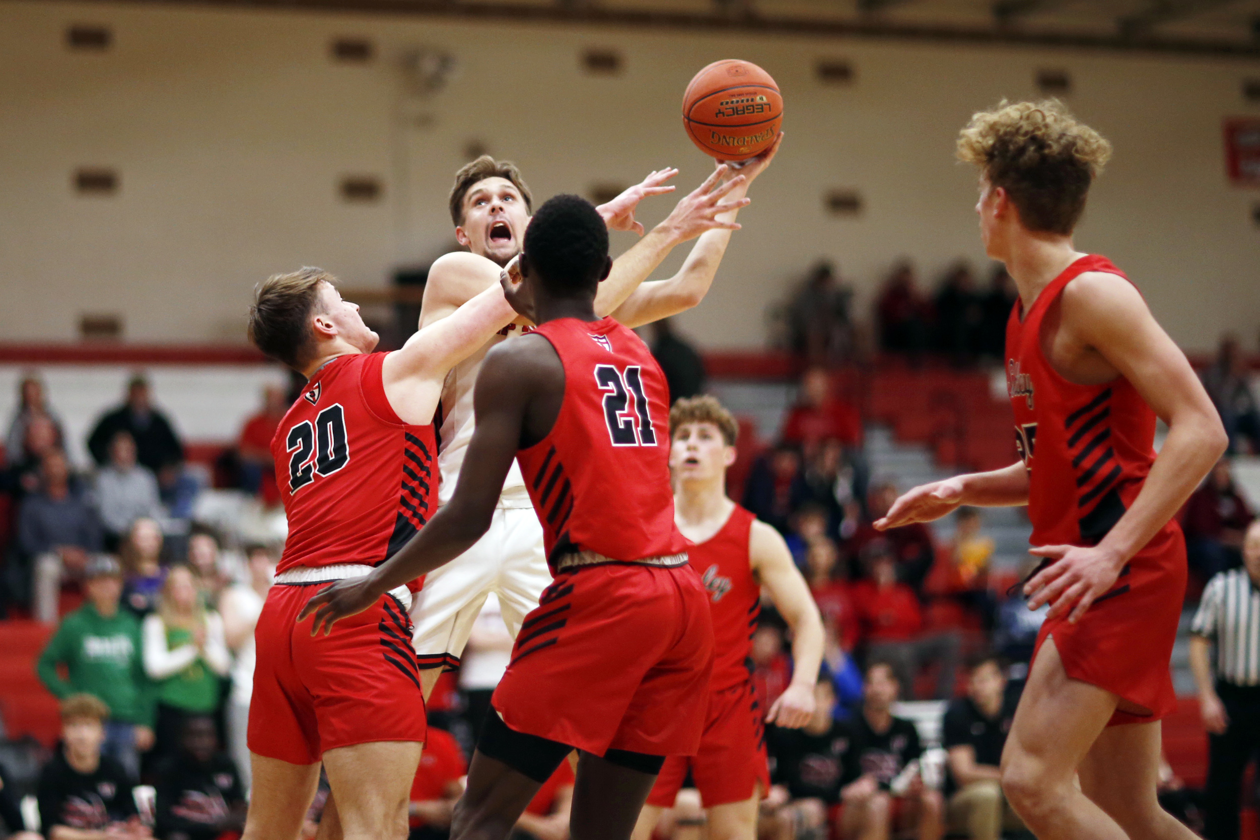 After blowout loss in regular season, Fargo Shanley exacts revenge against Grand Forks Red River - Vimarsana News