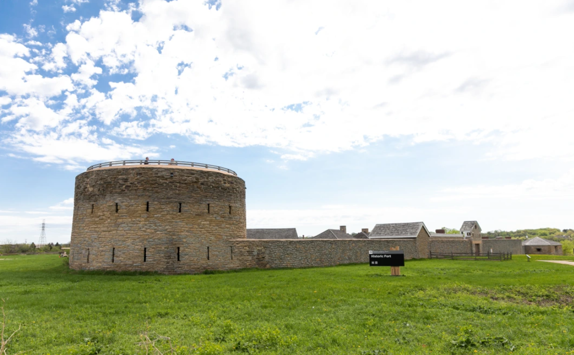 Minnesota Historical Society nixes renaming Historic Fort Snelling - Vimarsana News
