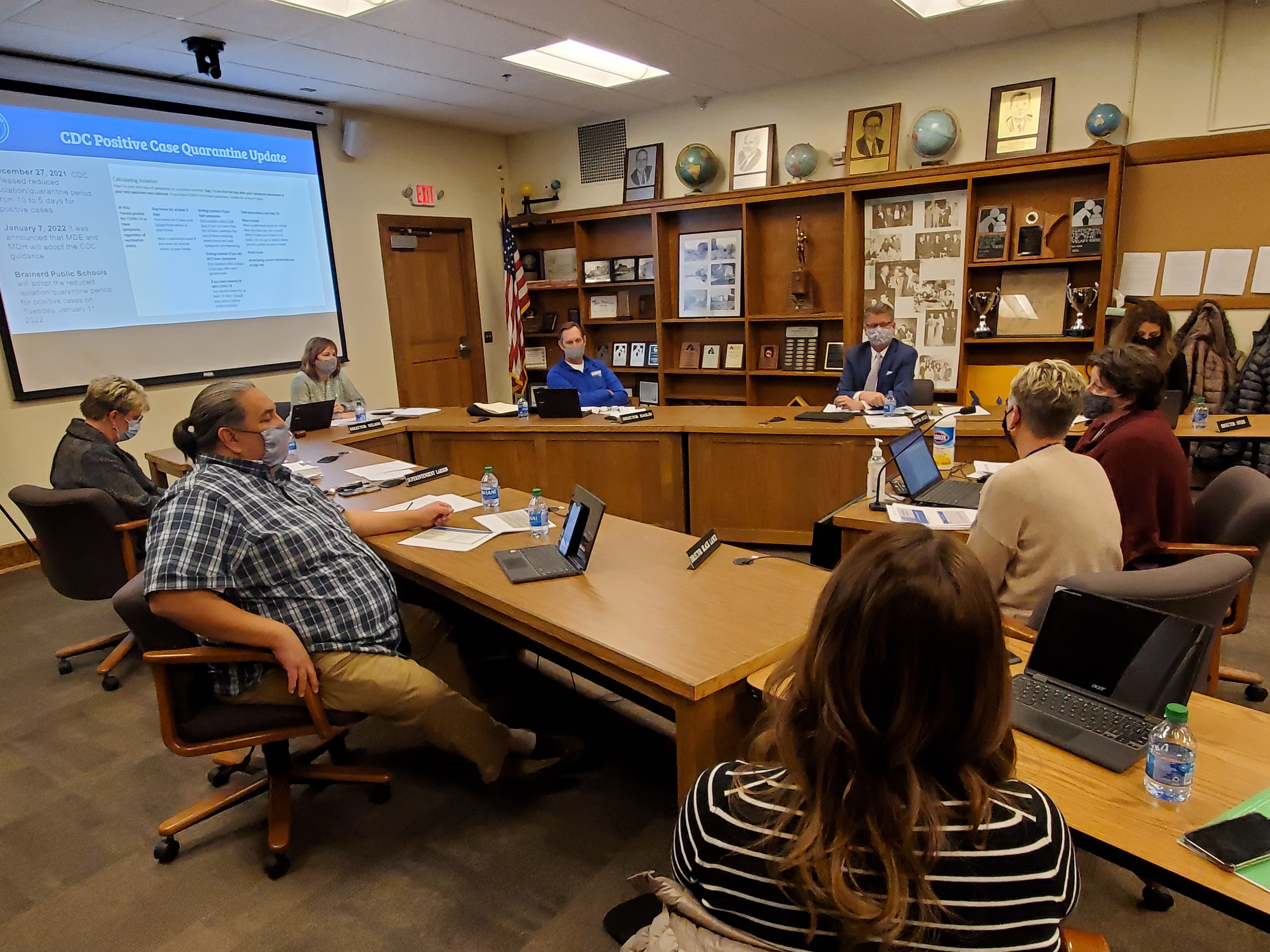Brainerd School Board aims to comply with federal vaccine requirement - Vimarsana News
