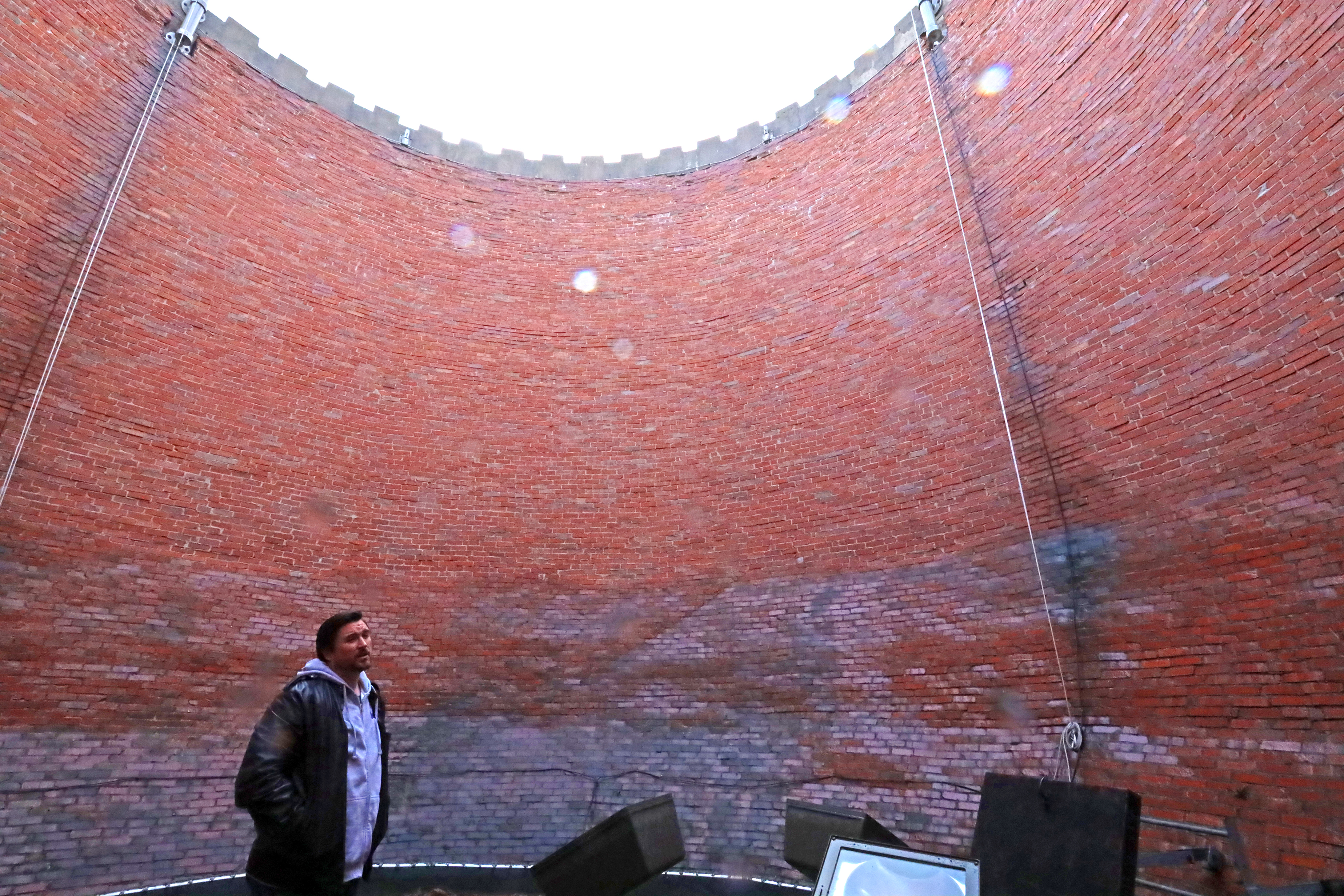 Put a lid on it: Roof construction begins on historic Brainerd water tower - Vimarsana News