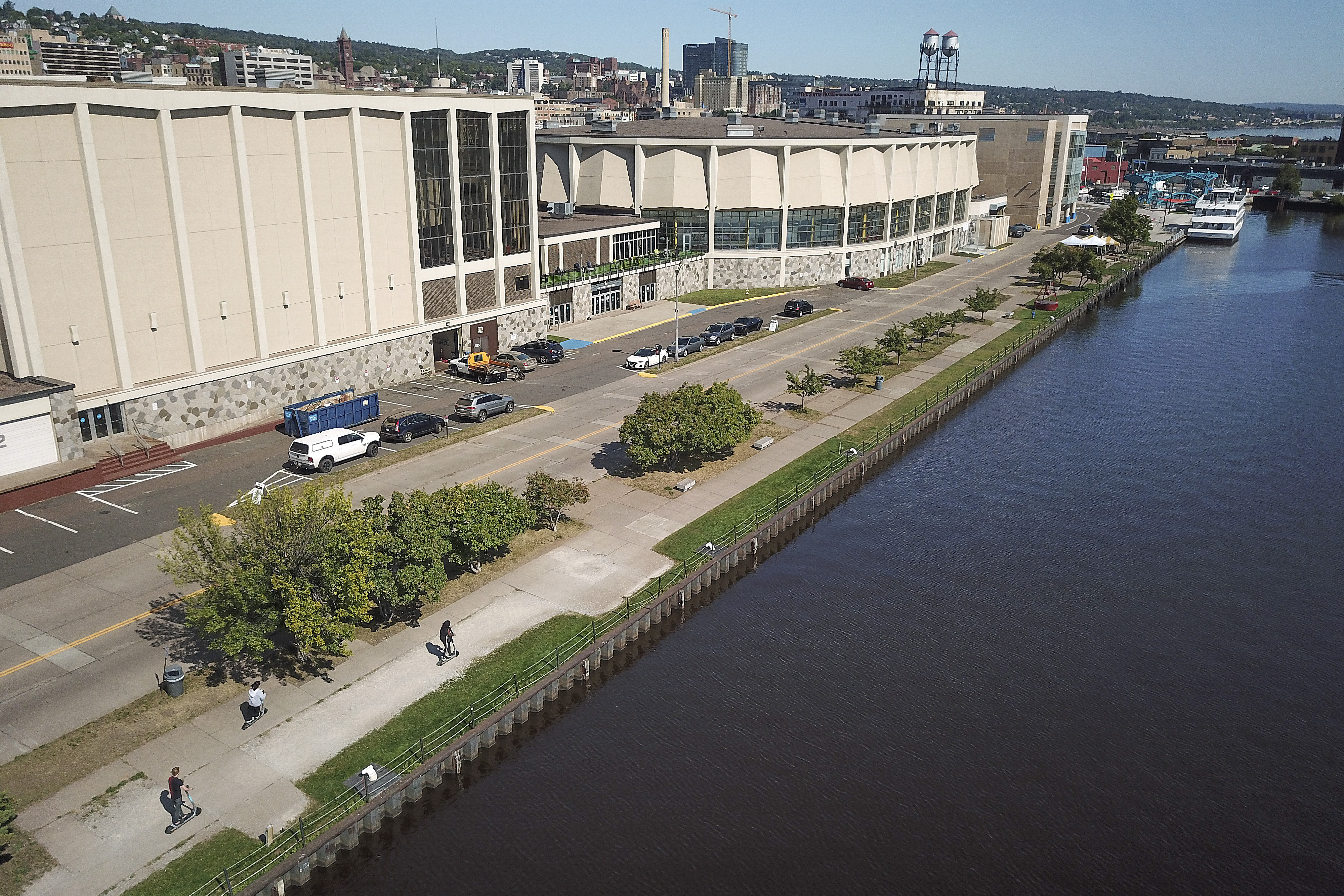 Duluth seawall repair delays continue - Vimarsana News
