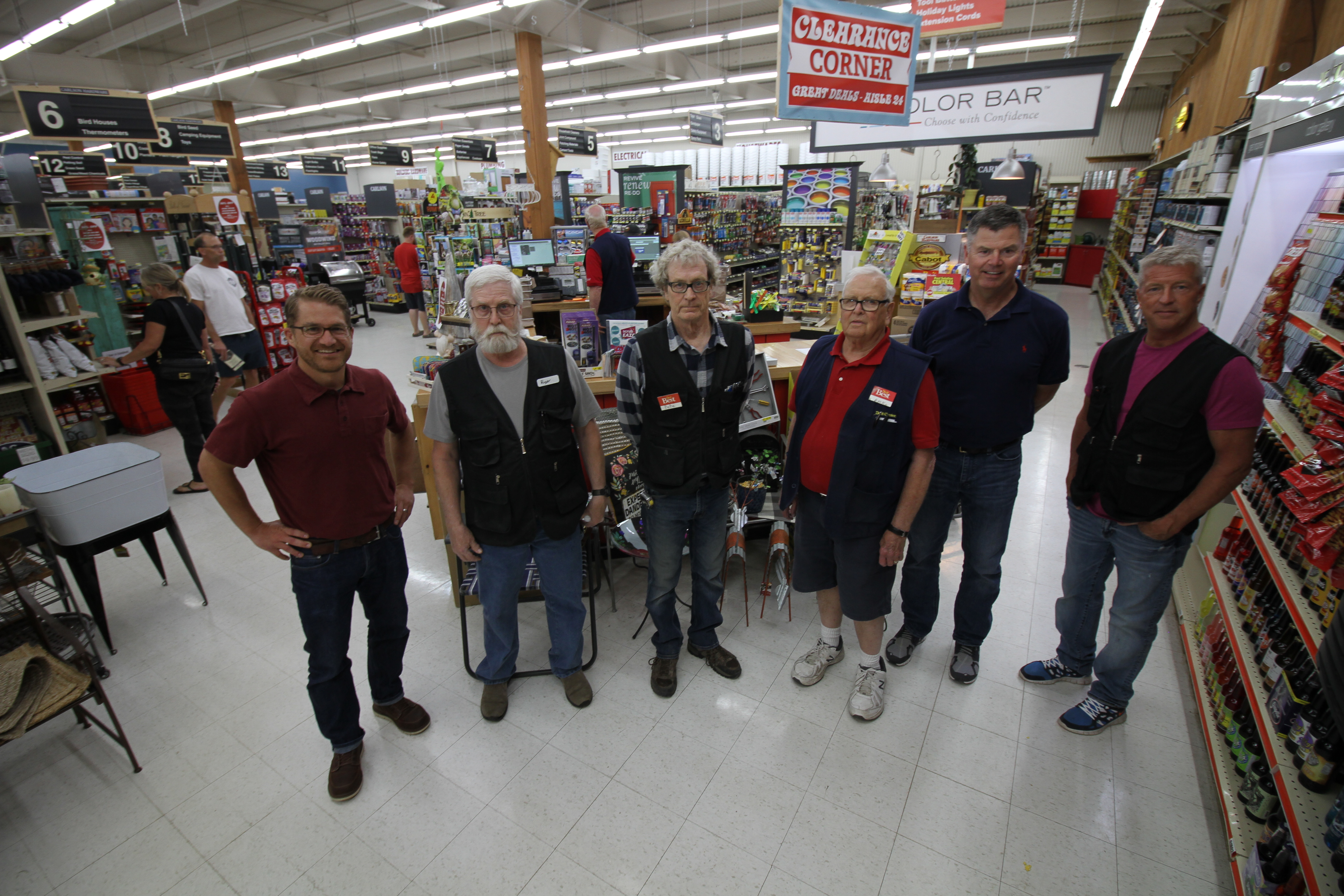 Longtime owners sell Nisswa hardware store - Vimarsana News