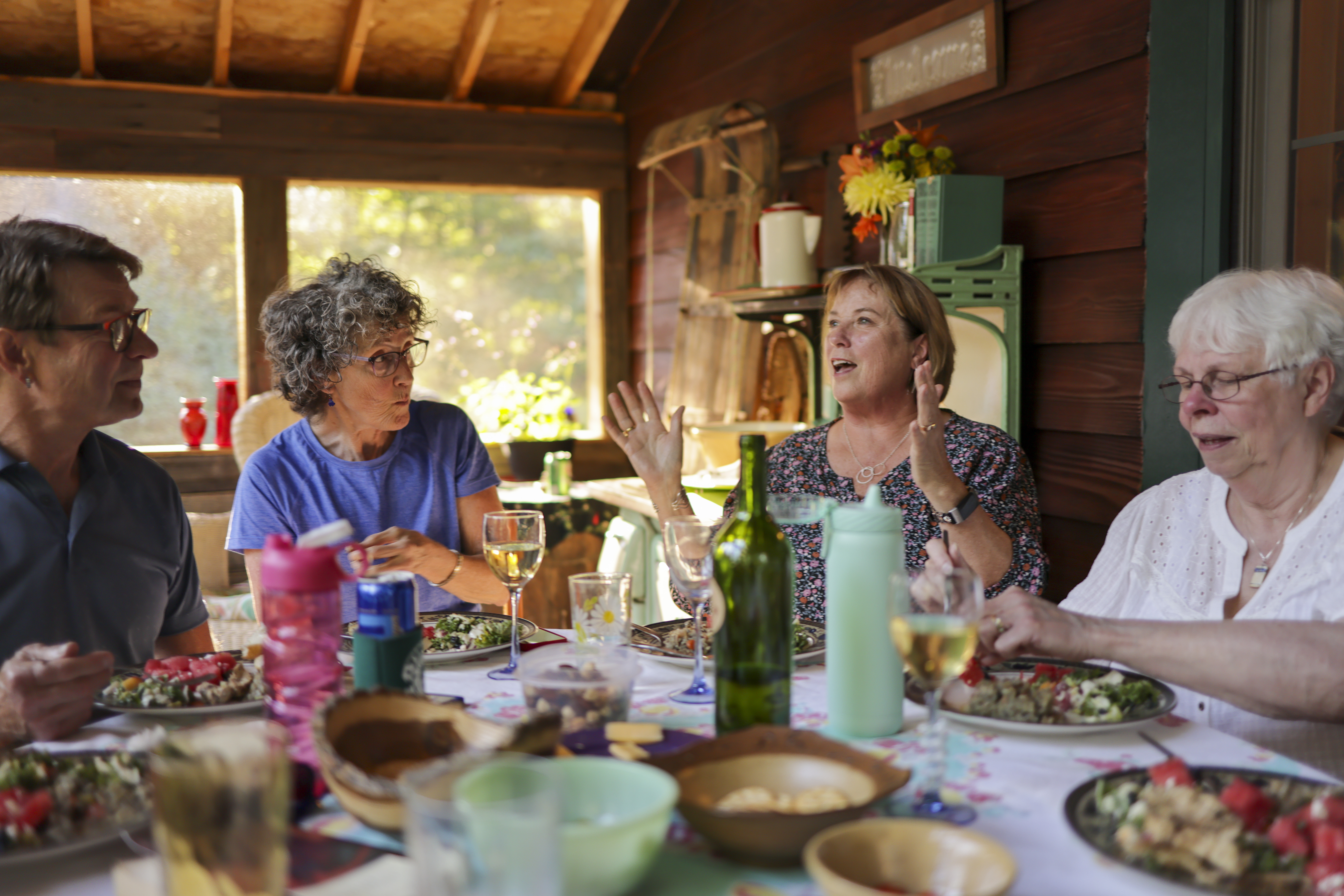 Twin Ports book club celebrates 25 years - Vimarsana News