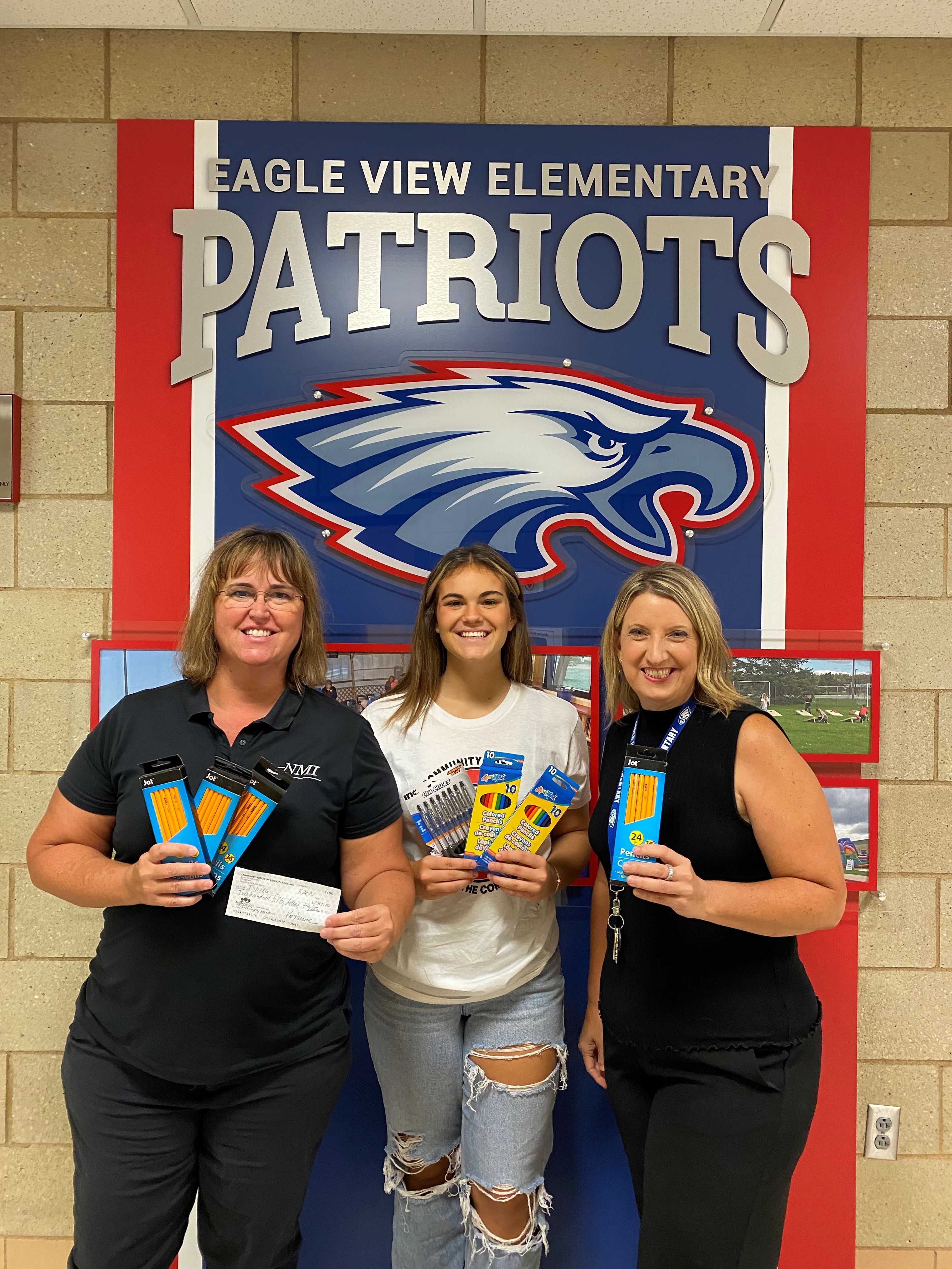 Community Action of Pequot Lakes donates to Eagle View Elementary School - Vimarsana News