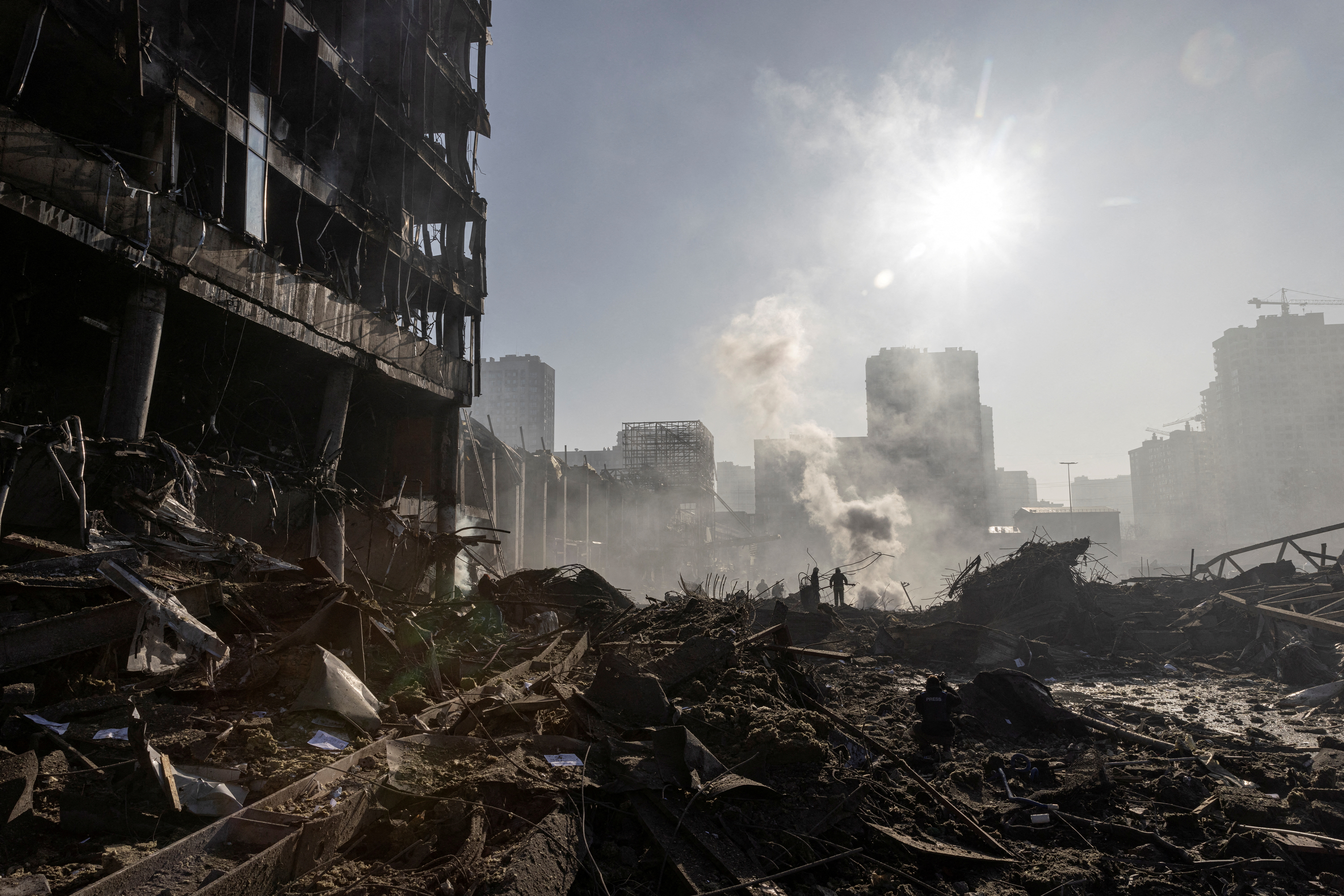 'Ashes of a dead land' — Ukrainian plea as more bombs hit besieged Mariupol - Vimarsana News