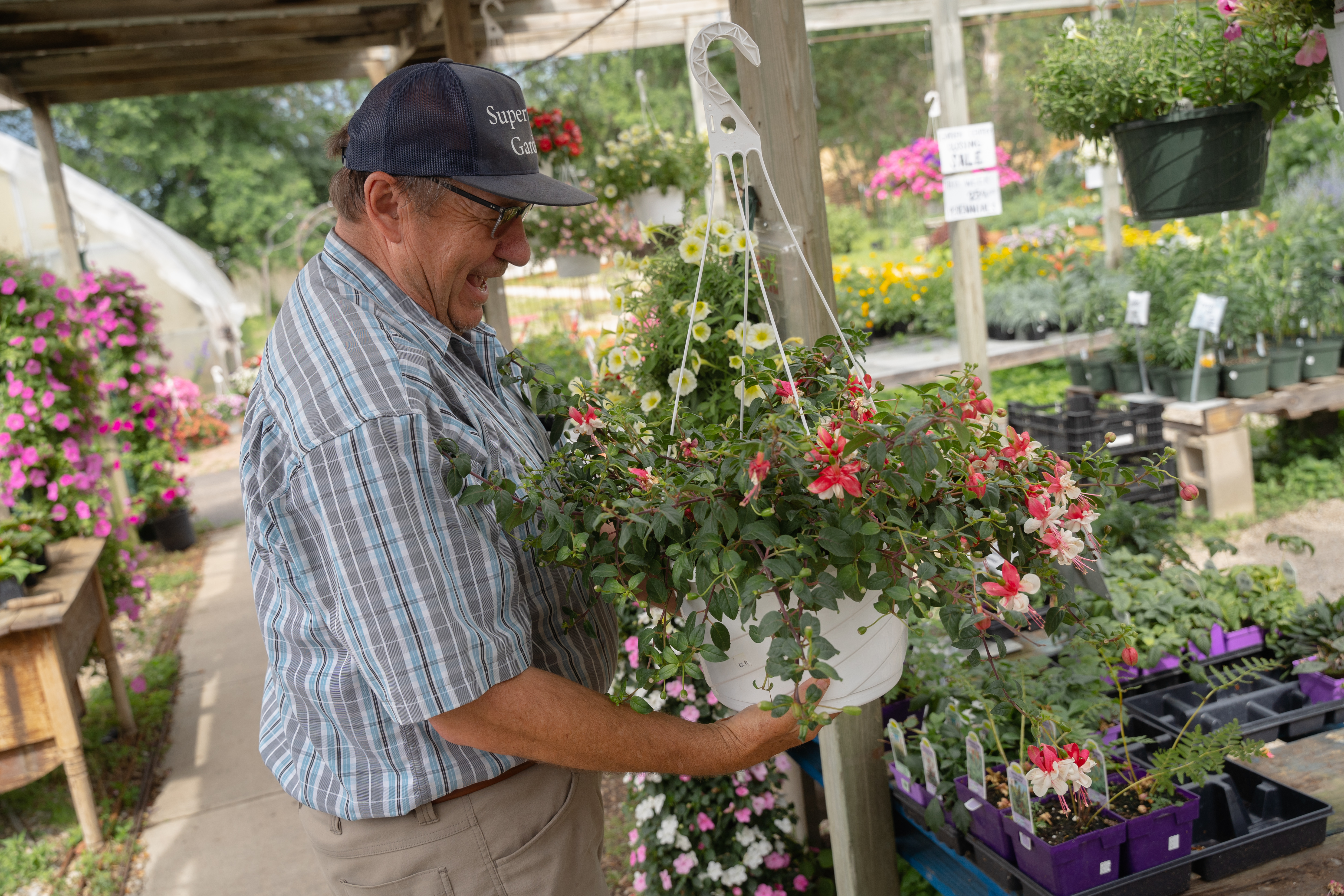 Retirement leads to changing lives for employees, owner of Austin's SuperFresh - Vimarsana News