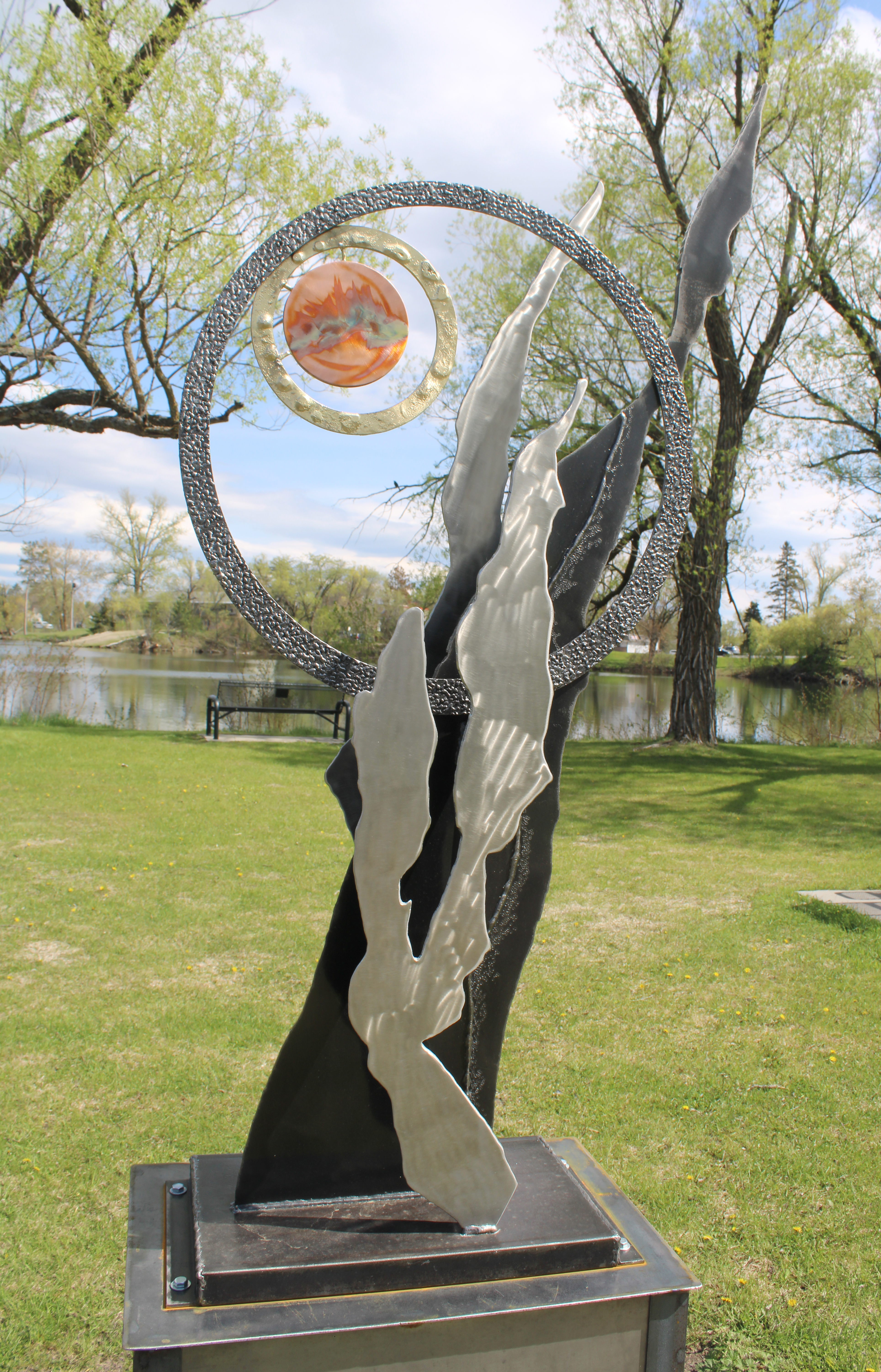 New sculptures bedeck Park Rapids trail - Vimarsana News
