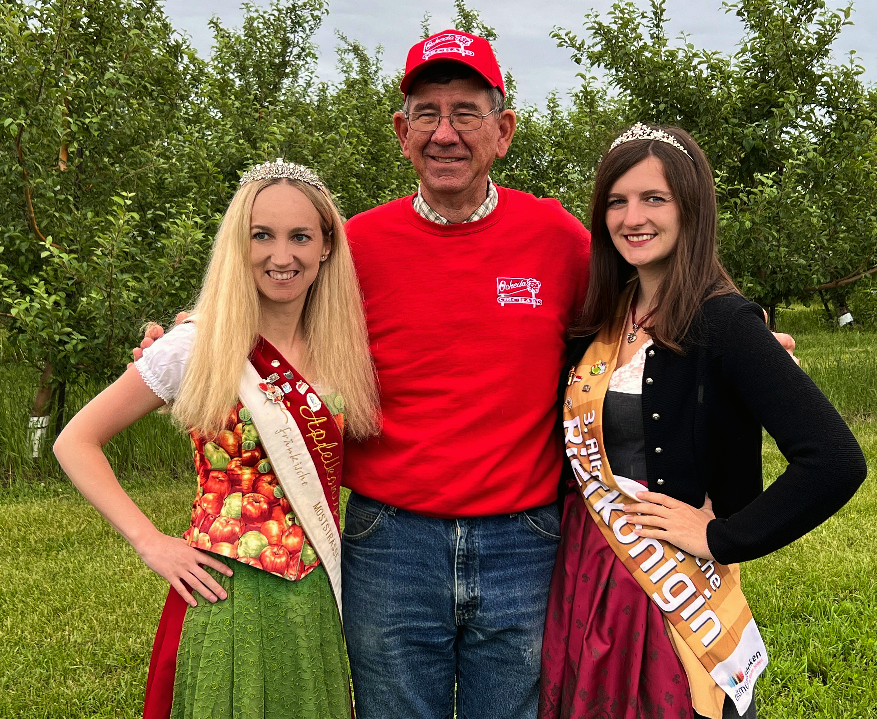 German Apple, Beer queens visit Worthington - Vimarsana News