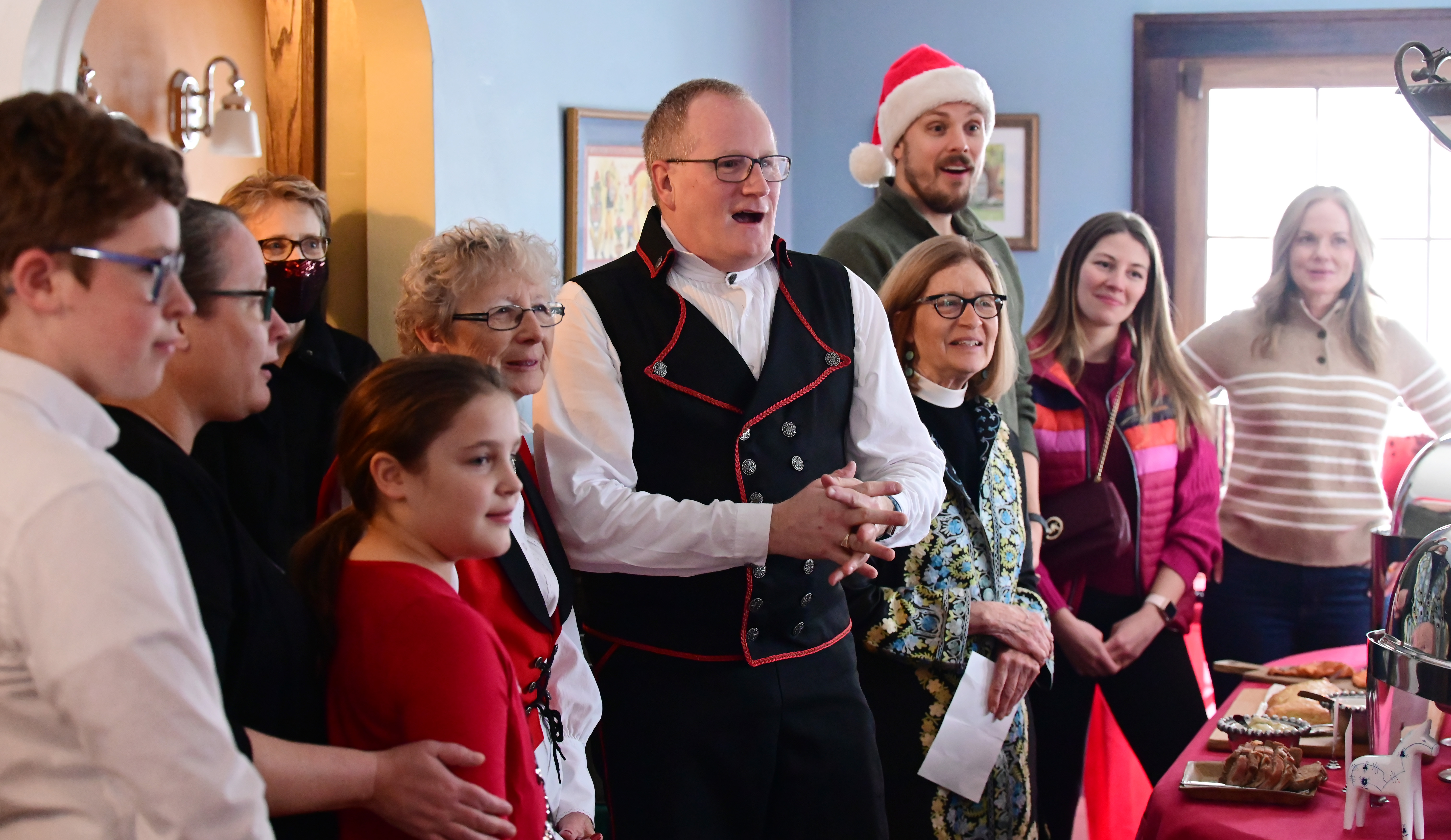 Stan Nelson's Julbord party 'honors everybody who has touched his life' - Vimarsana News