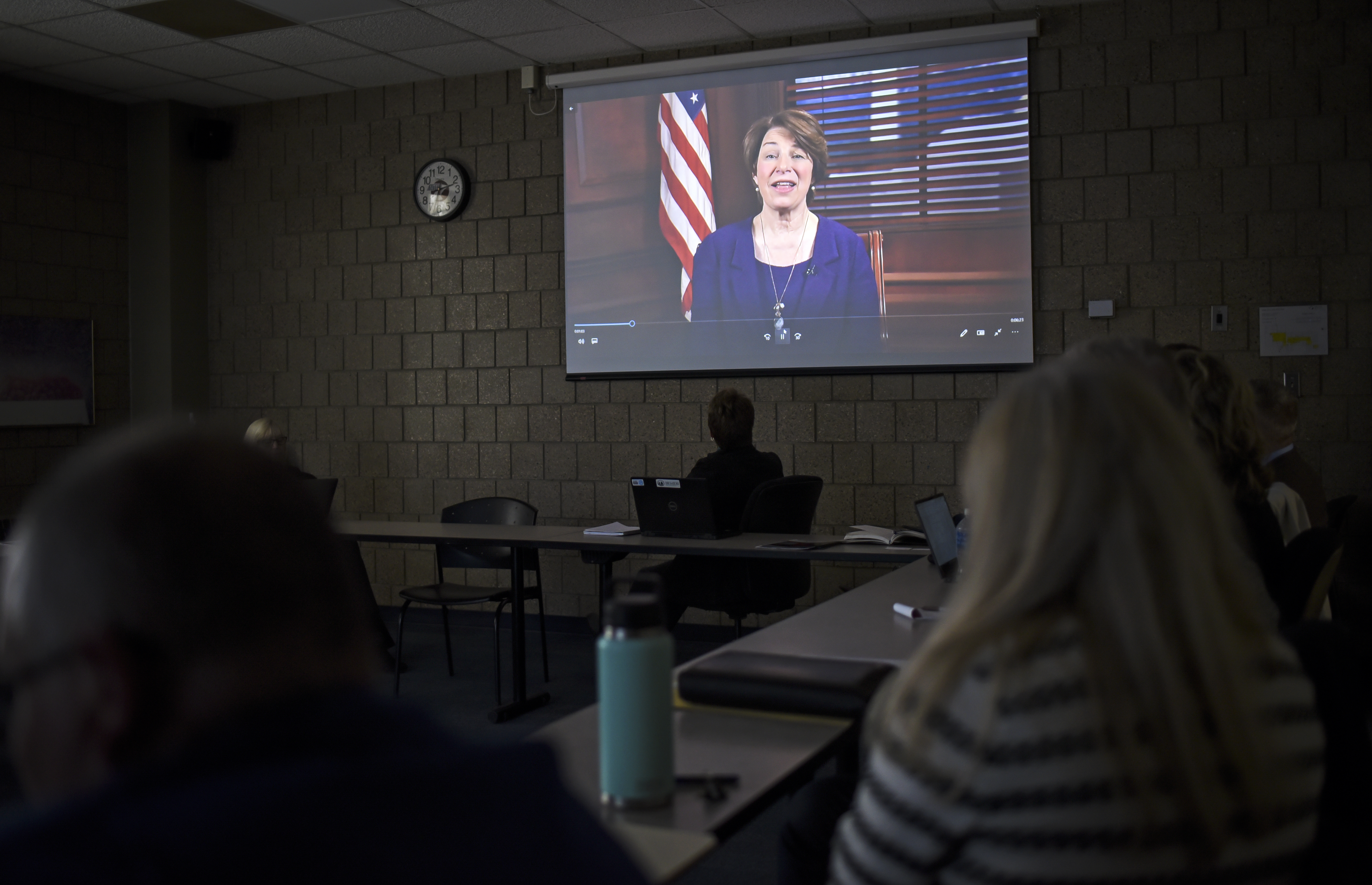 Senator Amy Klobuchar's team discusses workforce development with Bemidji leaders - Vimarsana News