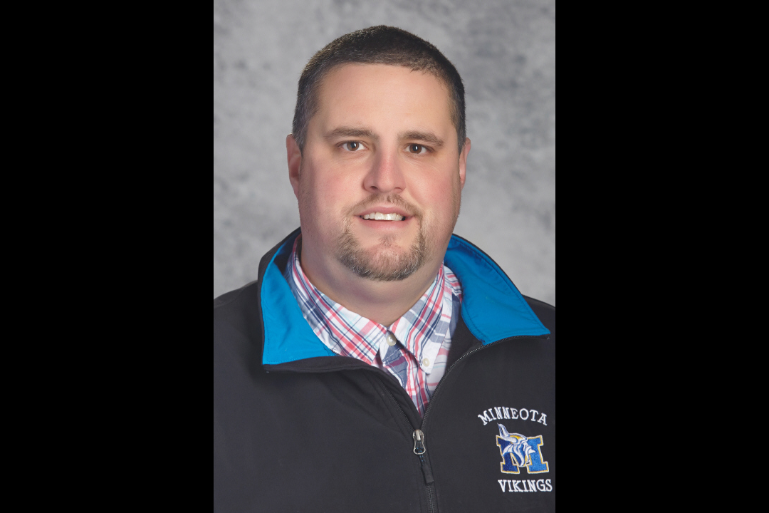 Dover-Eyota offers superintendent job to Byron High School alum Jeremy Frie - Vimarsana News