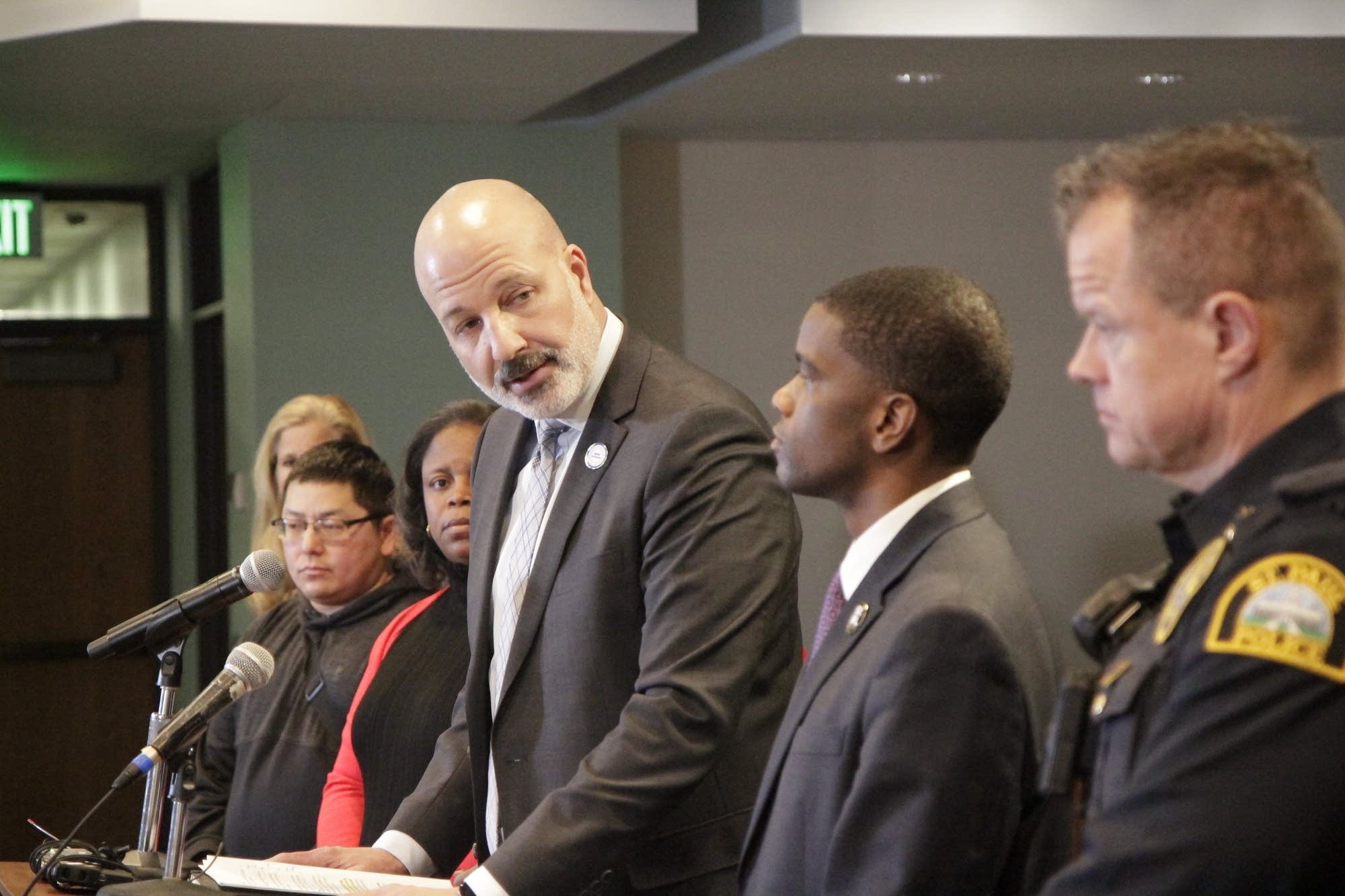16-year-old charged with murder in St. Paul Harding High stabbing - Vimarsana News
