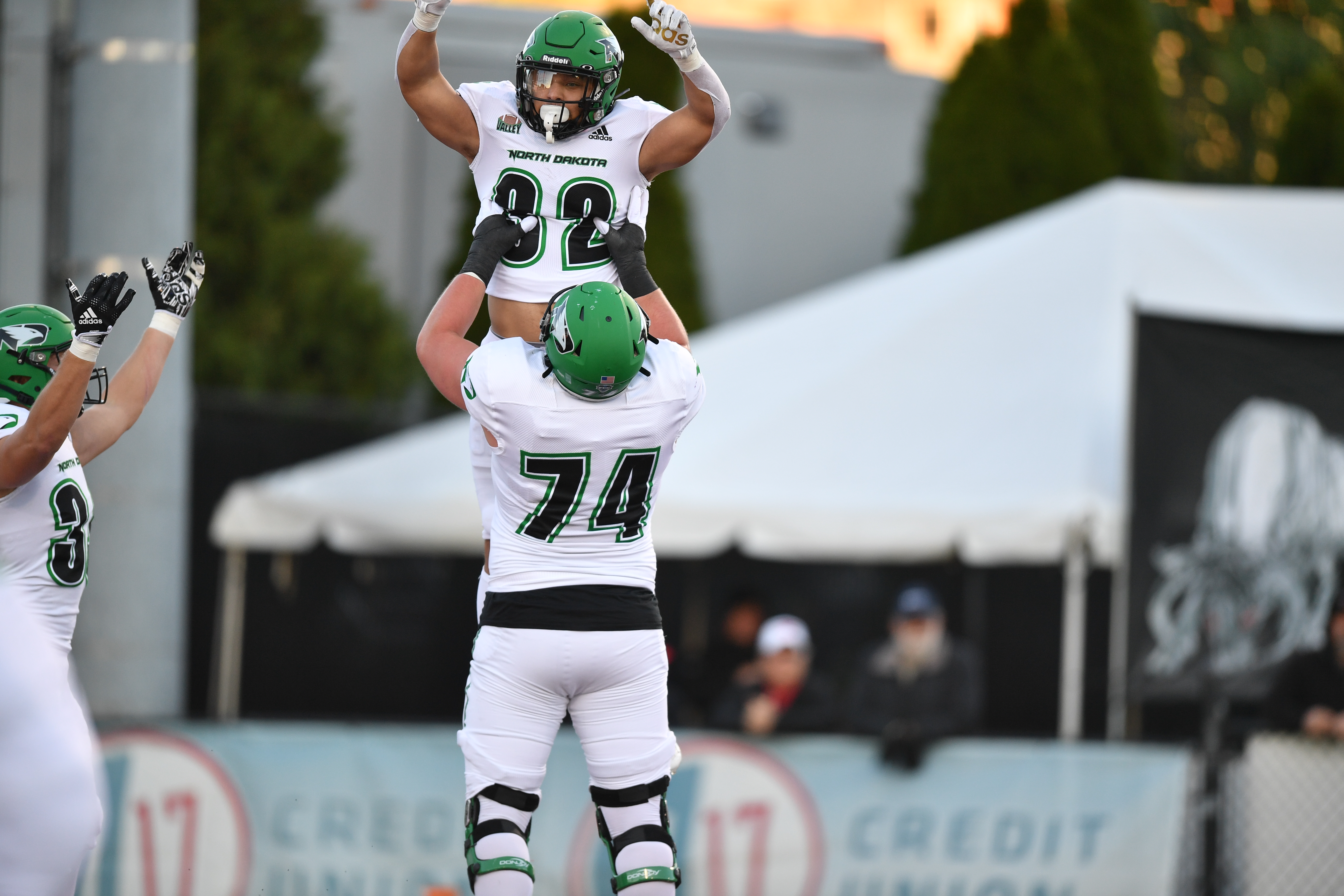 Is UND's young offensive line ready for the physicality of North Dakota State? - Vimarsana News