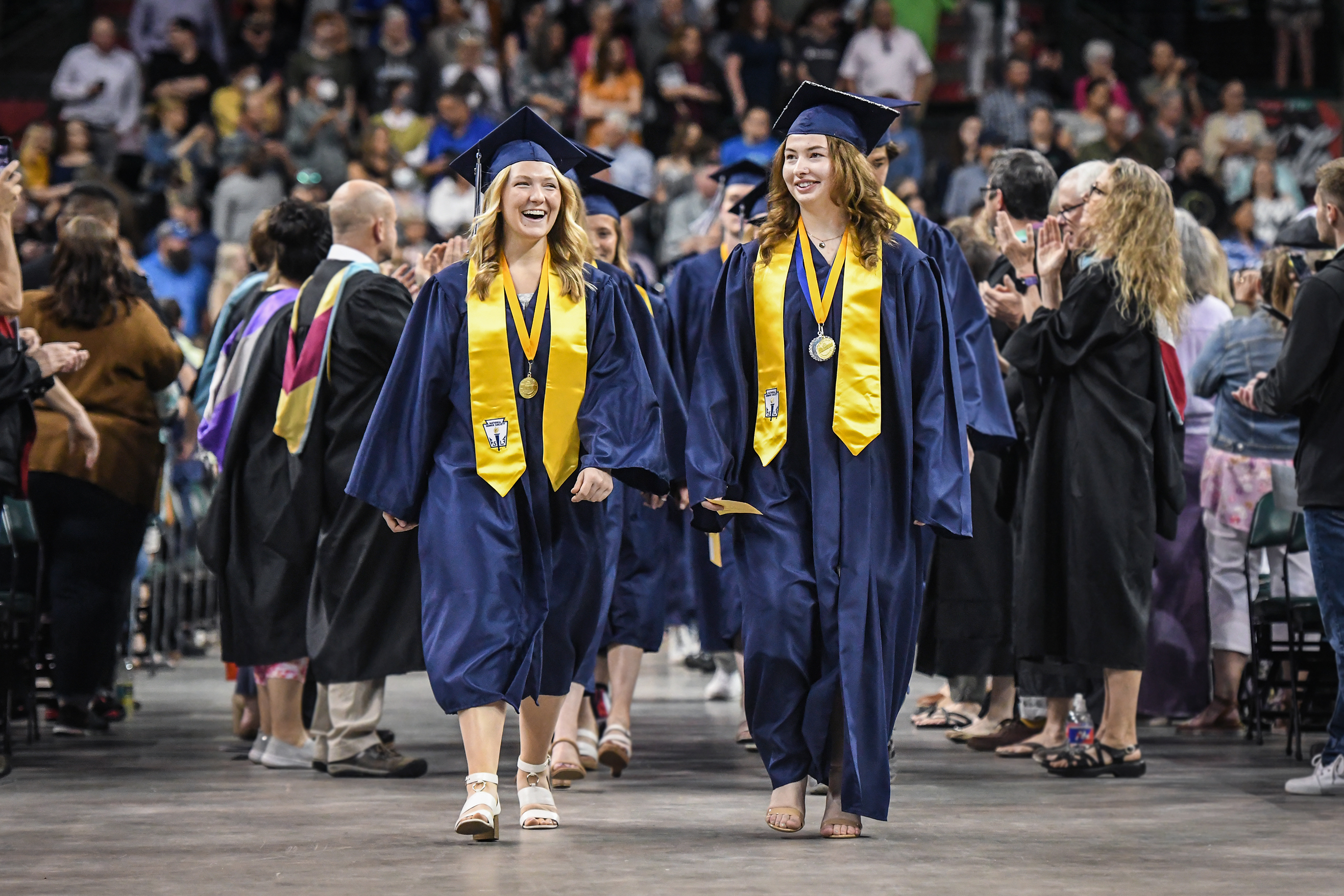 Bemidji High School recognizes class of 2022 with traditional commencement ceremony - Vimarsana News