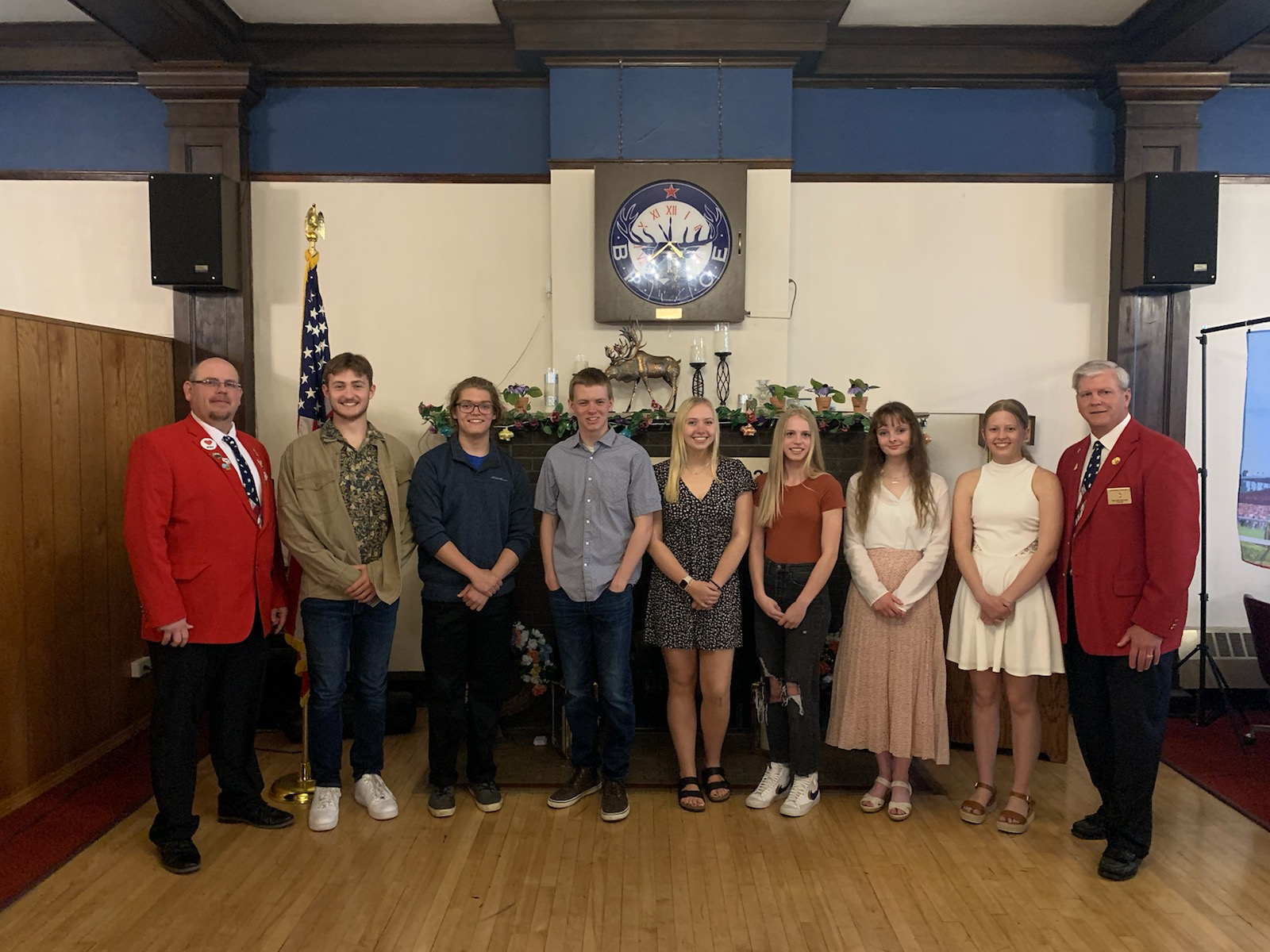 Superior Elks distribute $19,600 in scholarships - Vimarsana News
