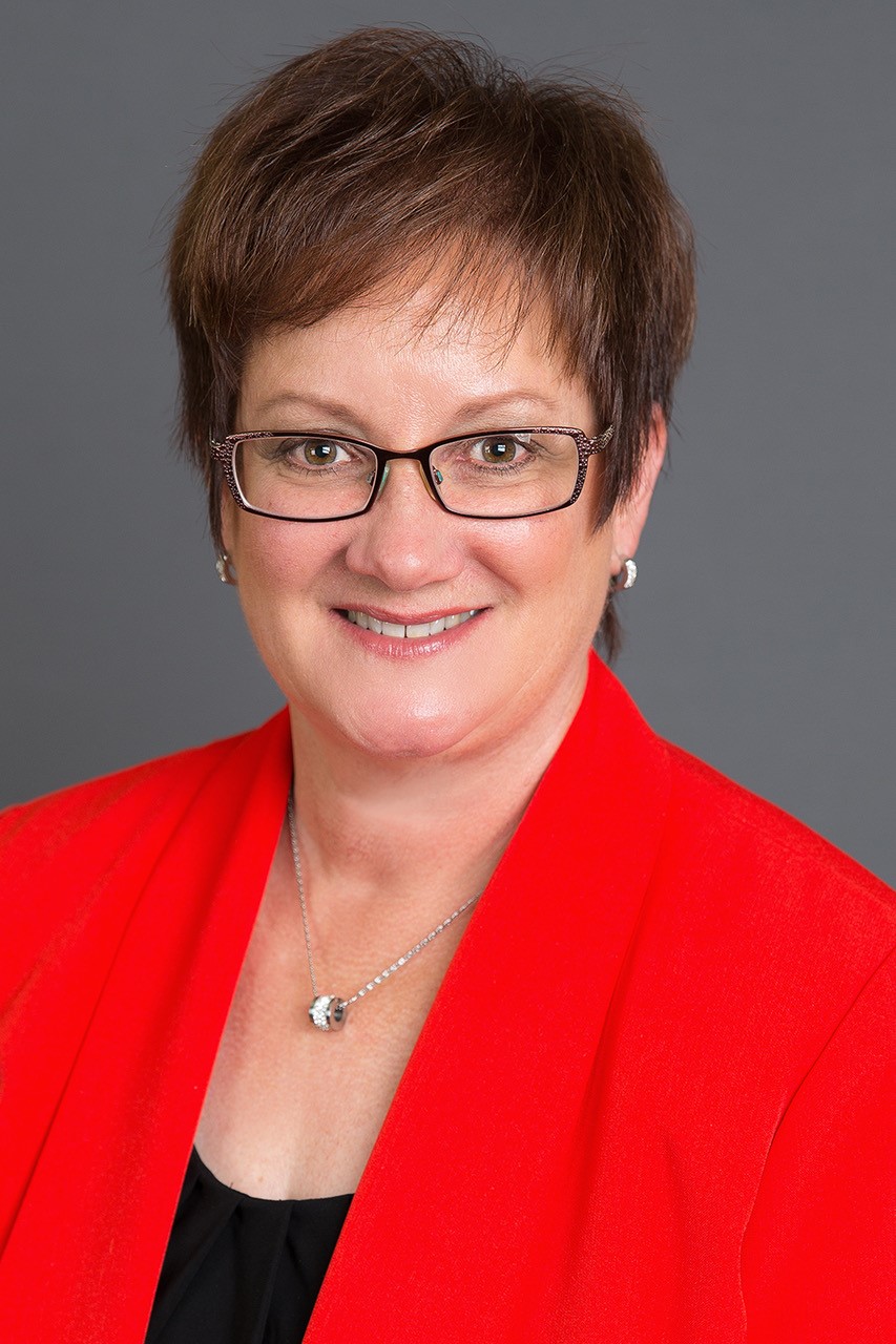 Nancy Jo Bateman announces retirement from North Dakota Beef Commission after 41 years in the cattle industry - Vimarsana News